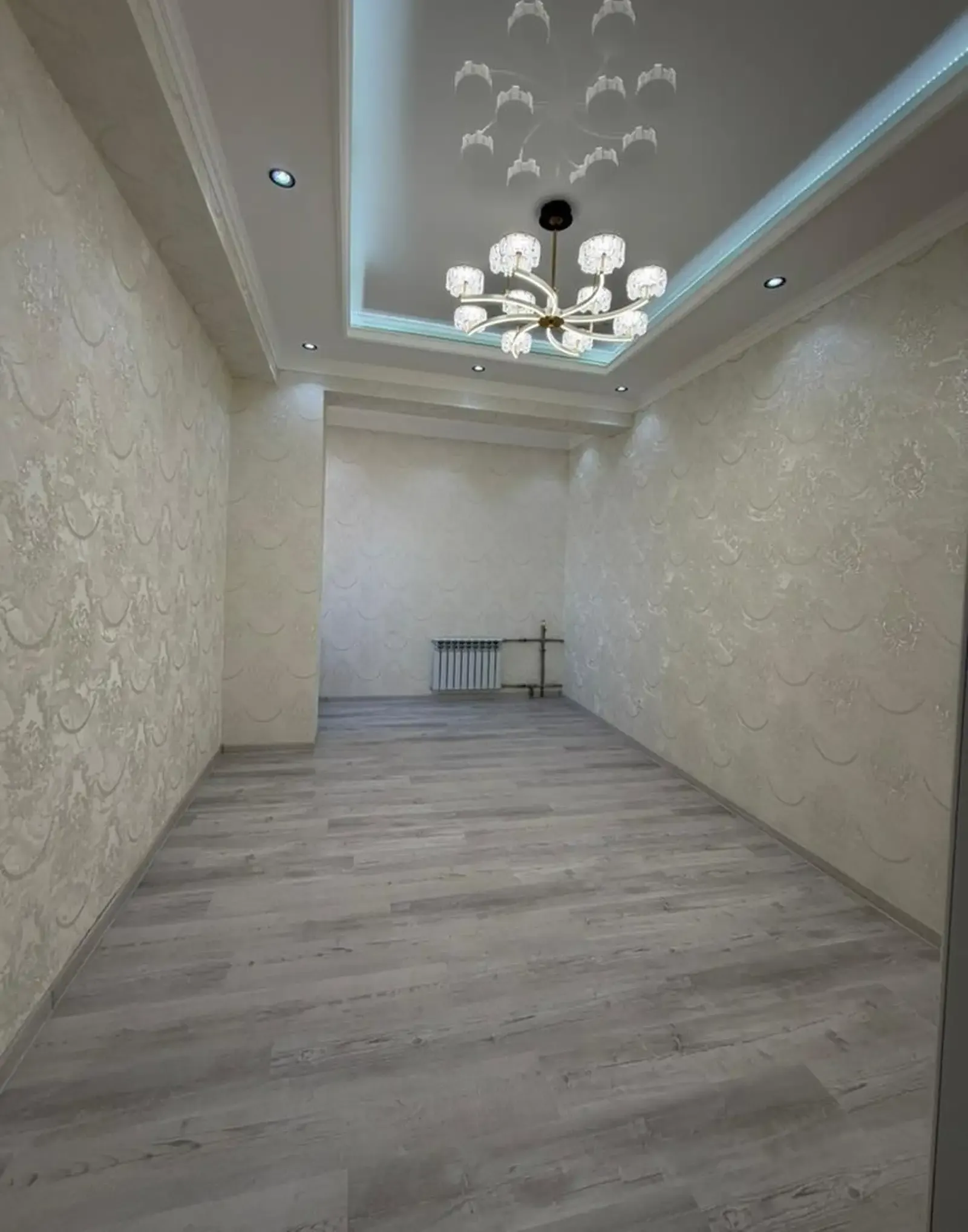 3-комн. квартира, 14 этаж, 100м², шохмансур поворот аэропорт 3 баз