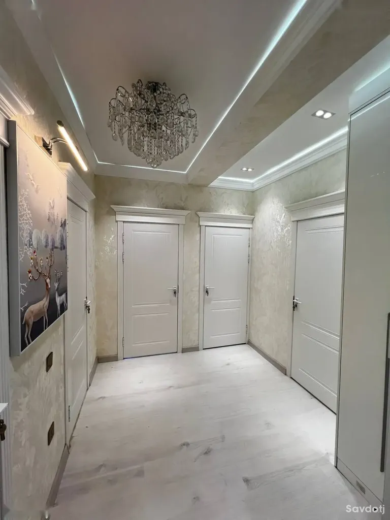 3-комн. квартира, 1 этаж, 82 м², Сино