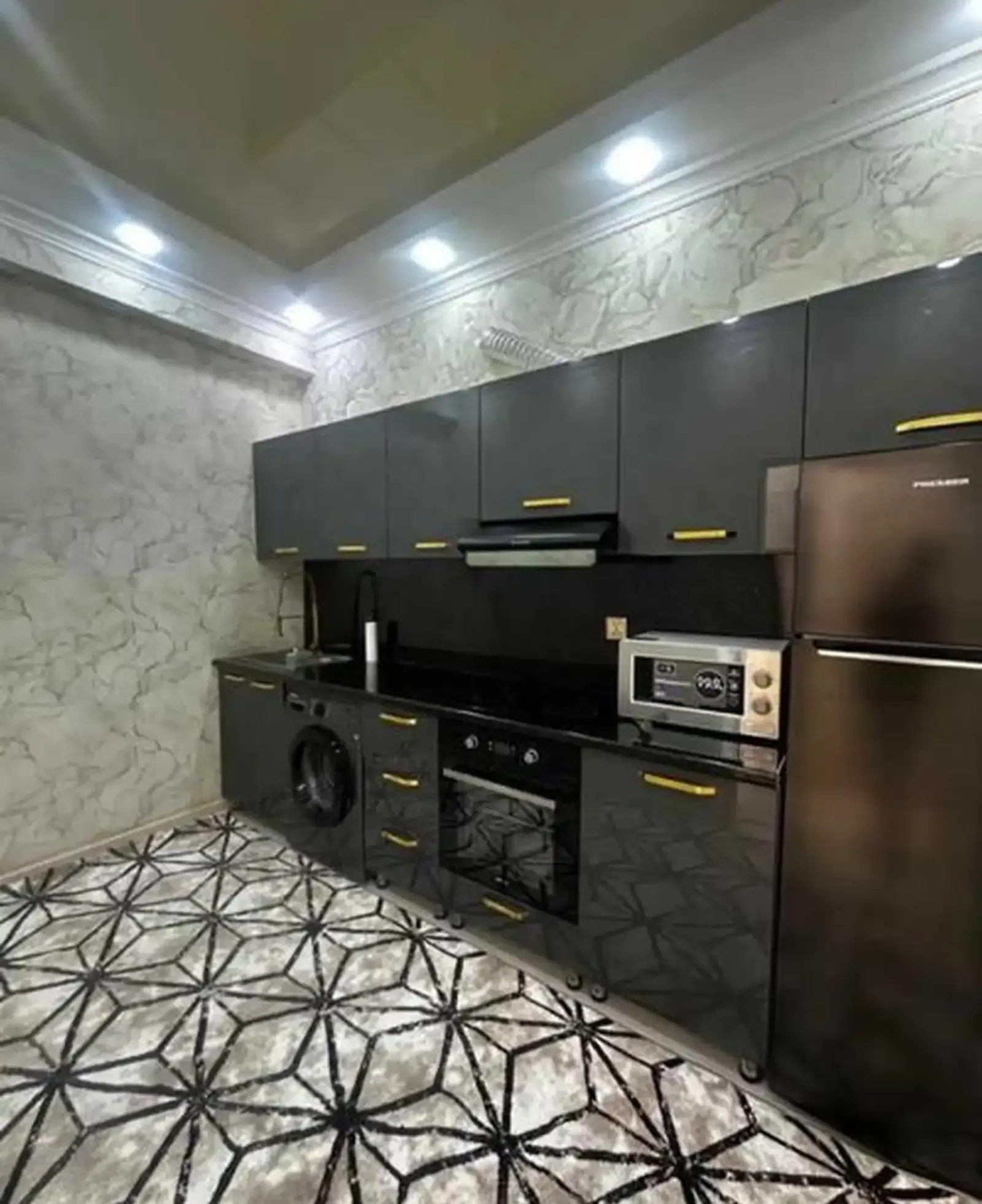2-комн. квартира, 8 этаж, 70м², И. Сомони