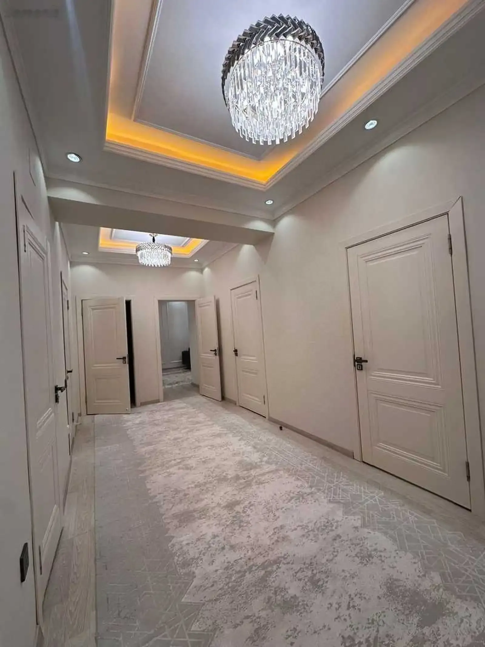 3-к квартира, 15 этаж, 145 м², Айни Созидания