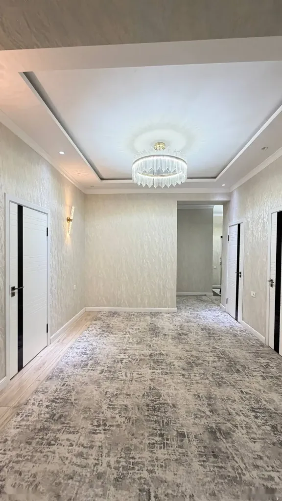 3-комн. квартира, 6 этаж, 120 м², сино