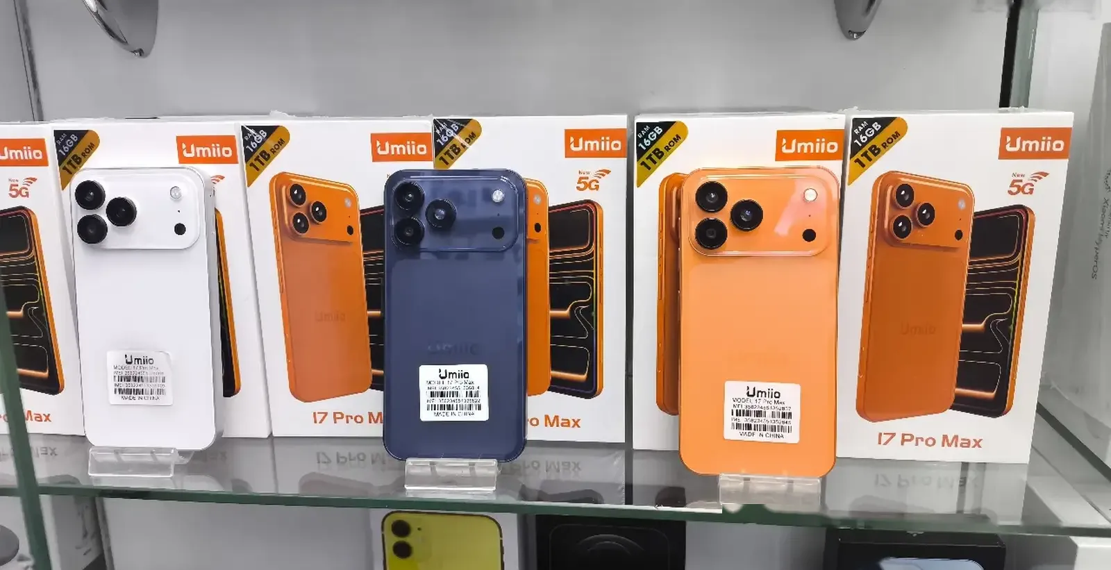 Телефон Mini 17 Pro Max 16/1tera 16 gb
