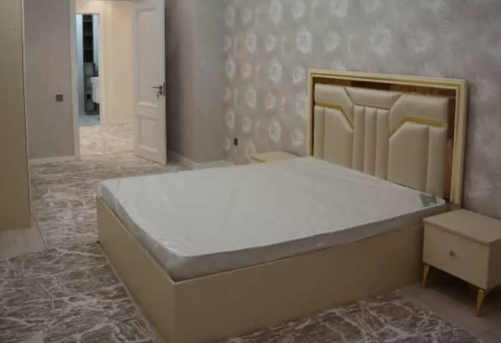 3-комн. квартира, 16 этаж, 130 м², Гостиница Хилтон