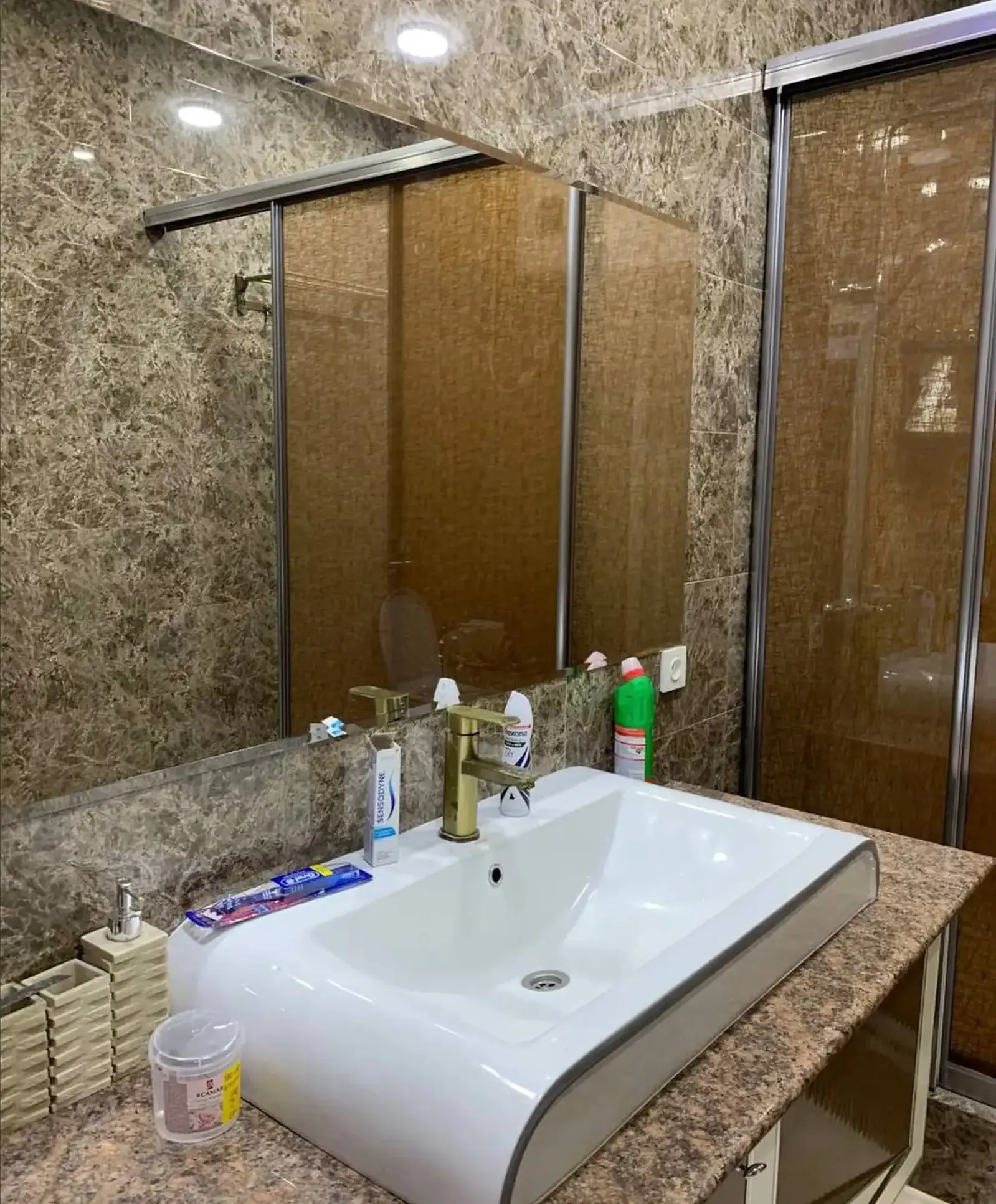 3-комн. квартира, 10 этаж, 140 м², 82мкр