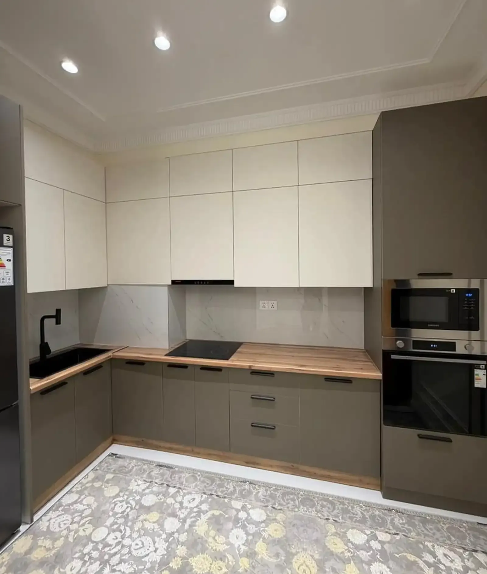 2-комн. квартира, 13 этаж, 65м², Сино