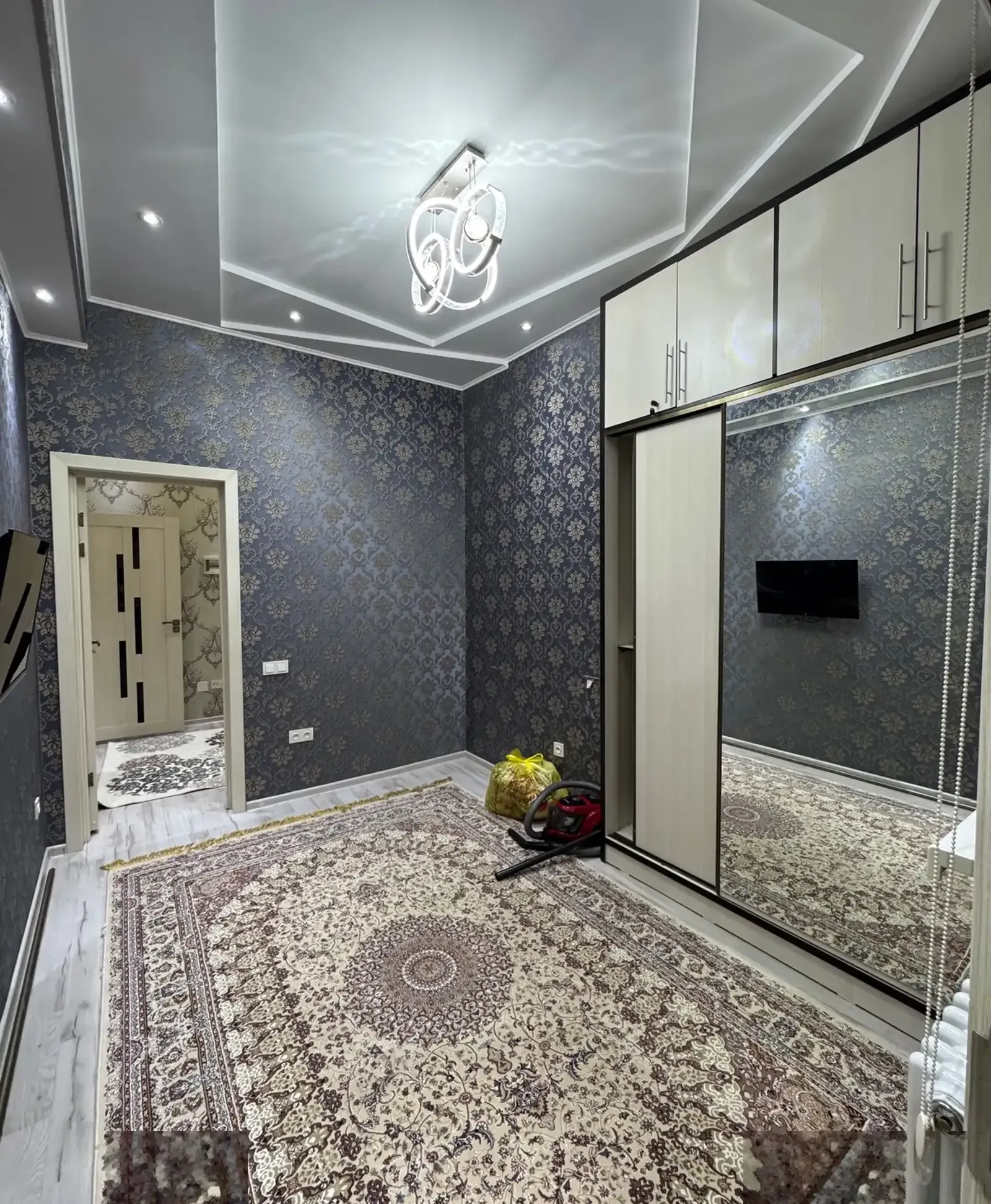 2-комн. квартира, 9 этаж, 55м², Гранд Отель, Овир