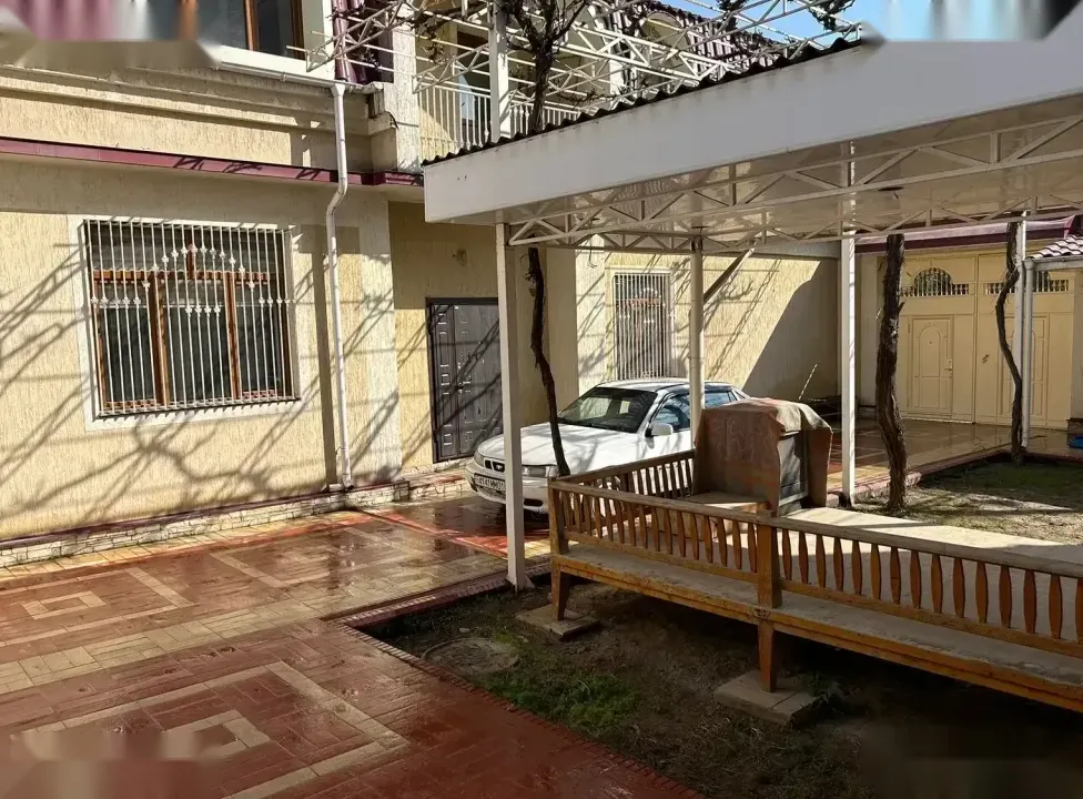 2-этажный, 10 комнатный дом, 450 м², Сомони