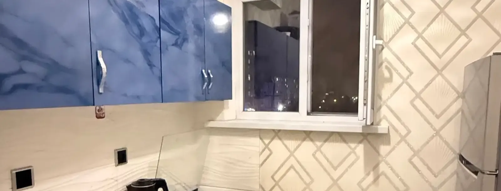 2-к квартира, 3 этаж, 42 м², Шохмансур