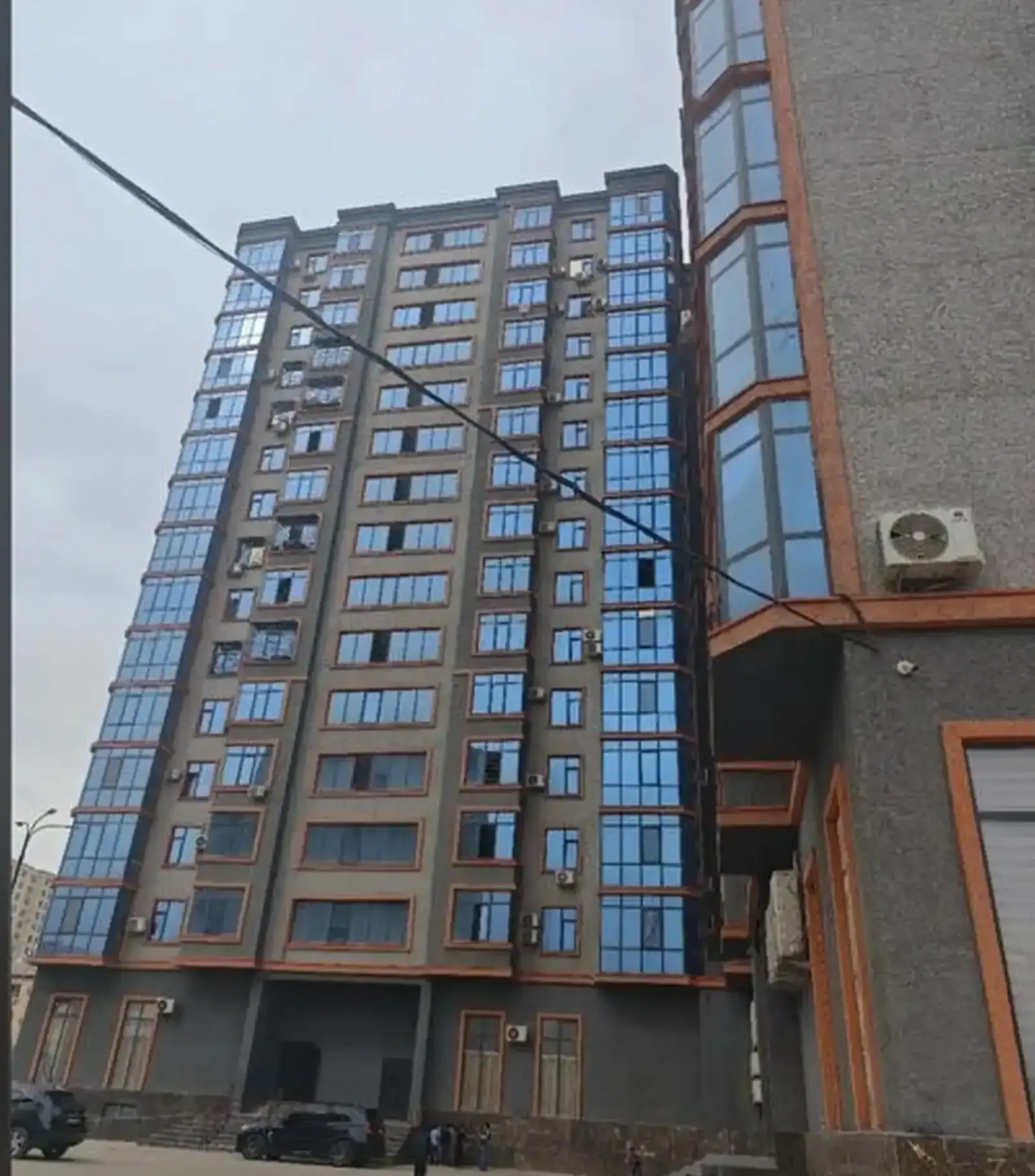 2-комн. квартира, 13 этаж, 60м², Фирдавси