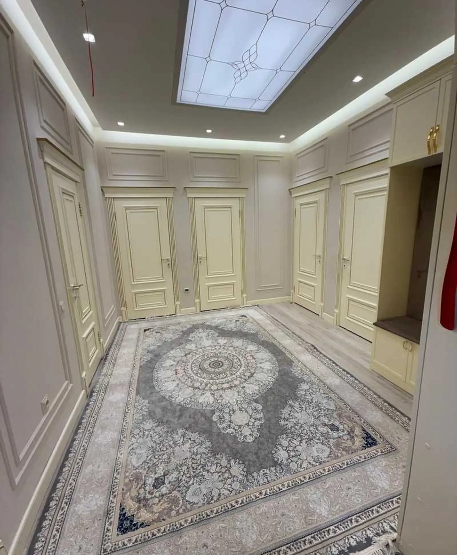 3-комн. квартира, 9 этаж, 100м², Садриддин Айни