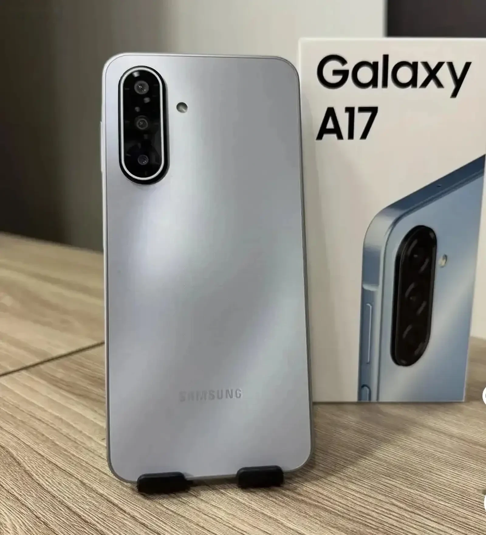 Samsung Galaxy A17 6/128Gb Vietnam — фото 3