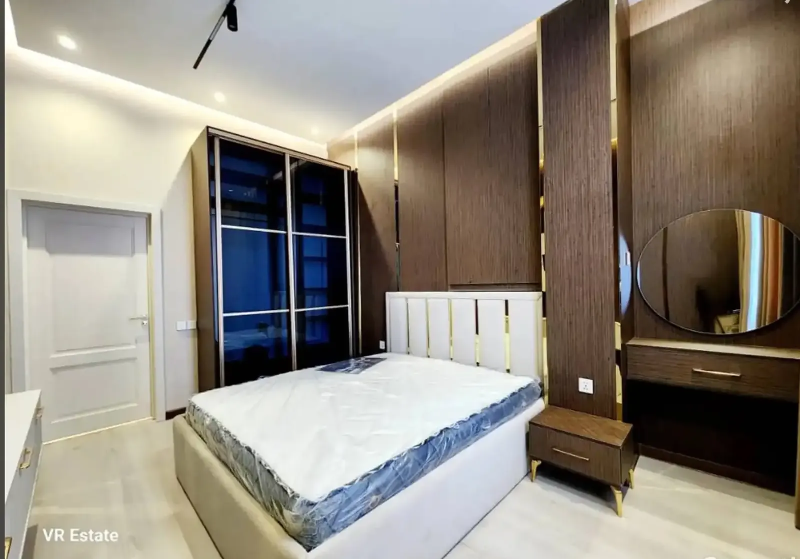 1-комн. квартира, 15 этаж, 45 м², шоҳмансур