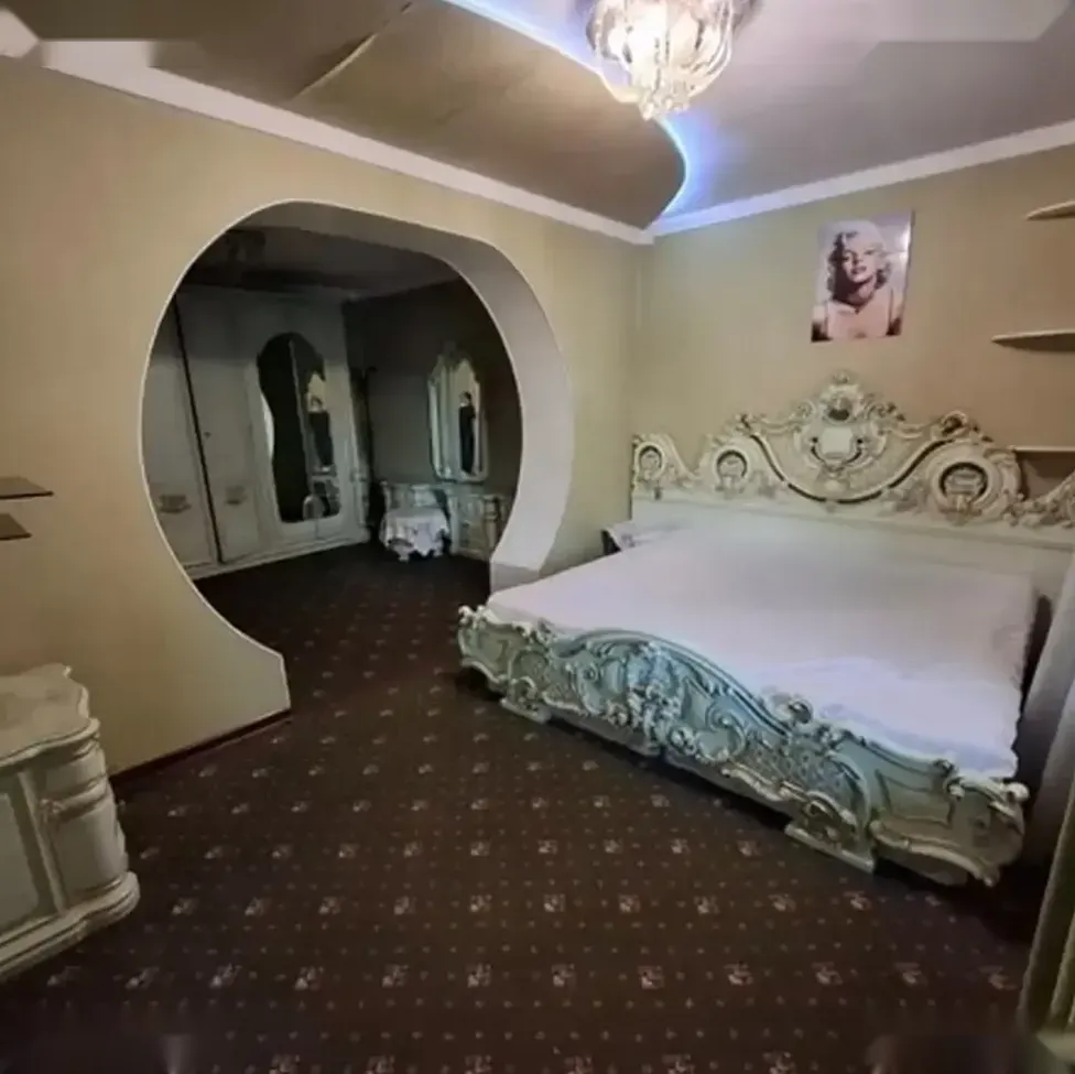 1-этажный, 5 комнатный дом, 360 м², Сомони