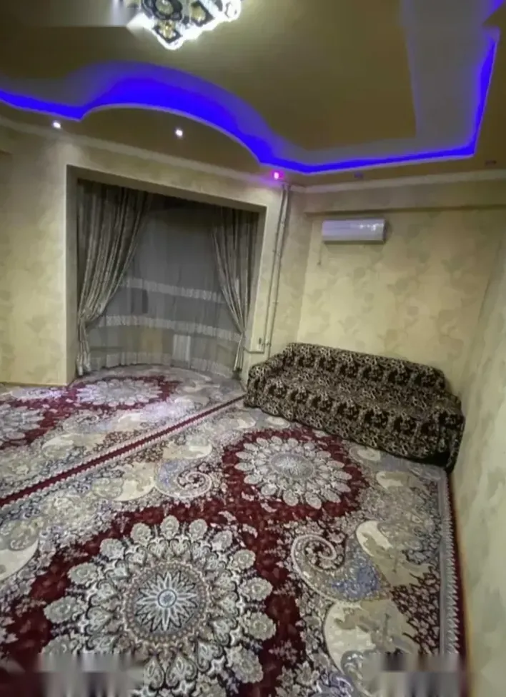 3-комн. квартира, 2 этаж, 100м², Сино