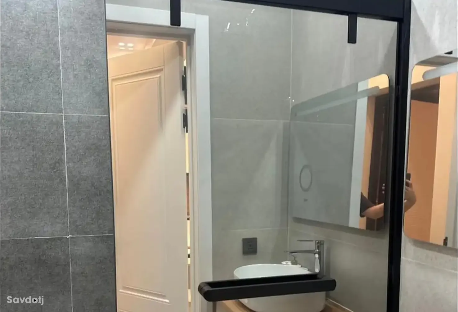 2-комн. квартира, 10 этаж, 82м², Шохмансур