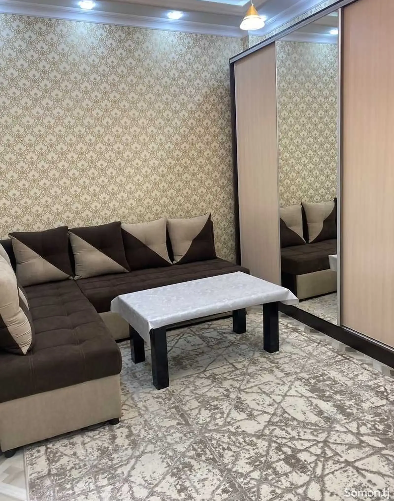 1-комн. квартира, 3 этаж, 50 м², Шохмансур Павароти 4 дома