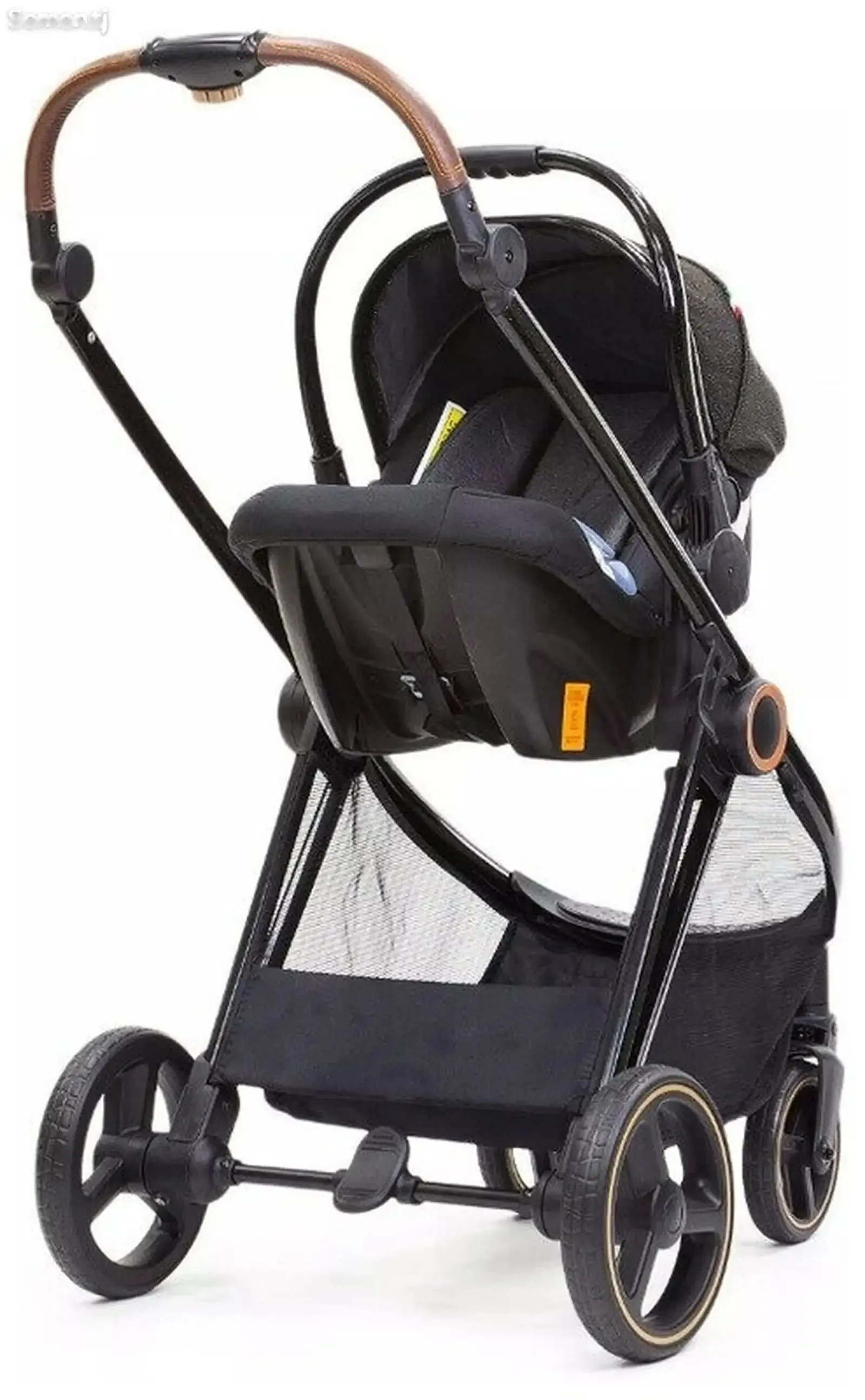 Стильная коляска 2в