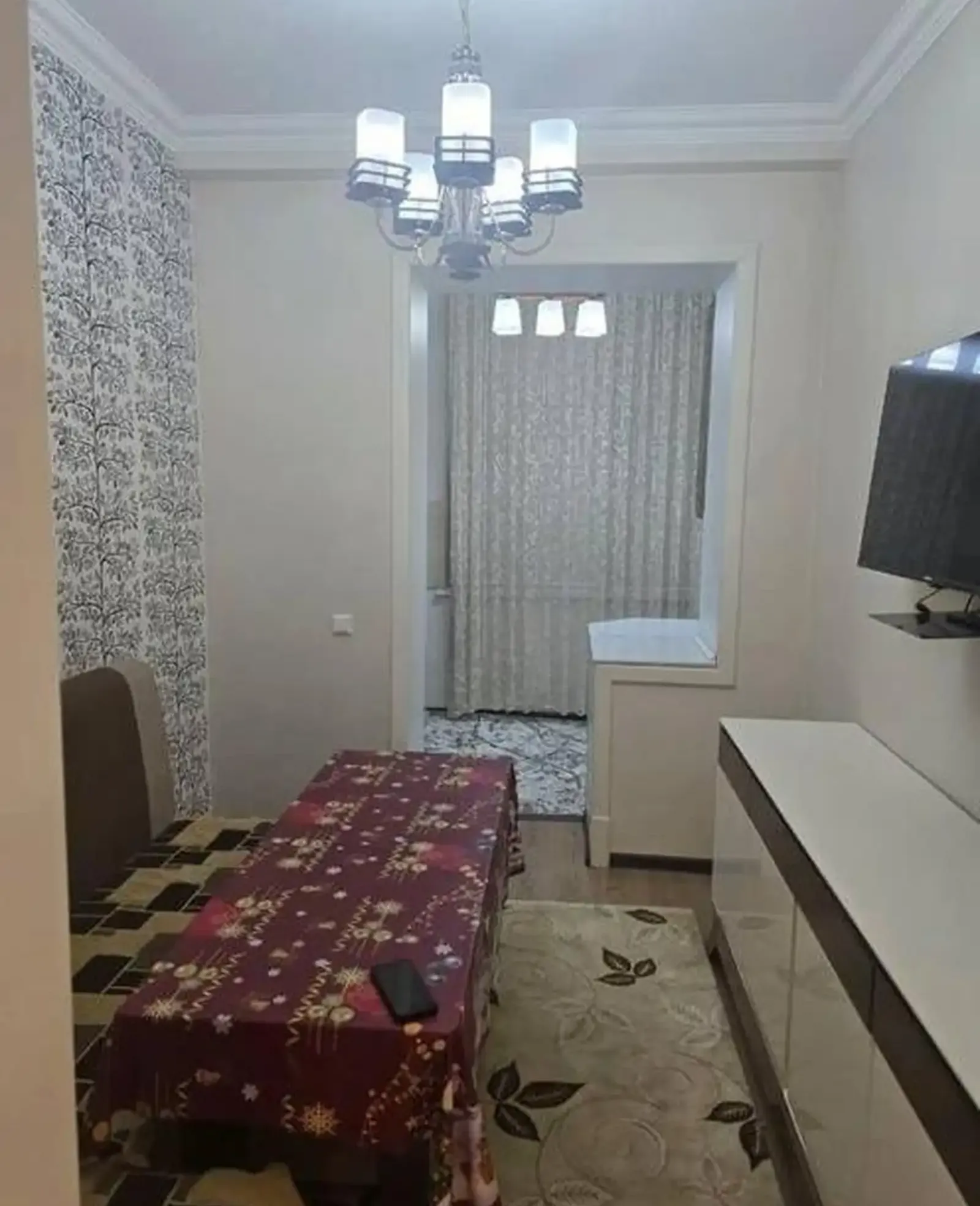 4-комн. квартира, 2 этаж, 120м², Сино