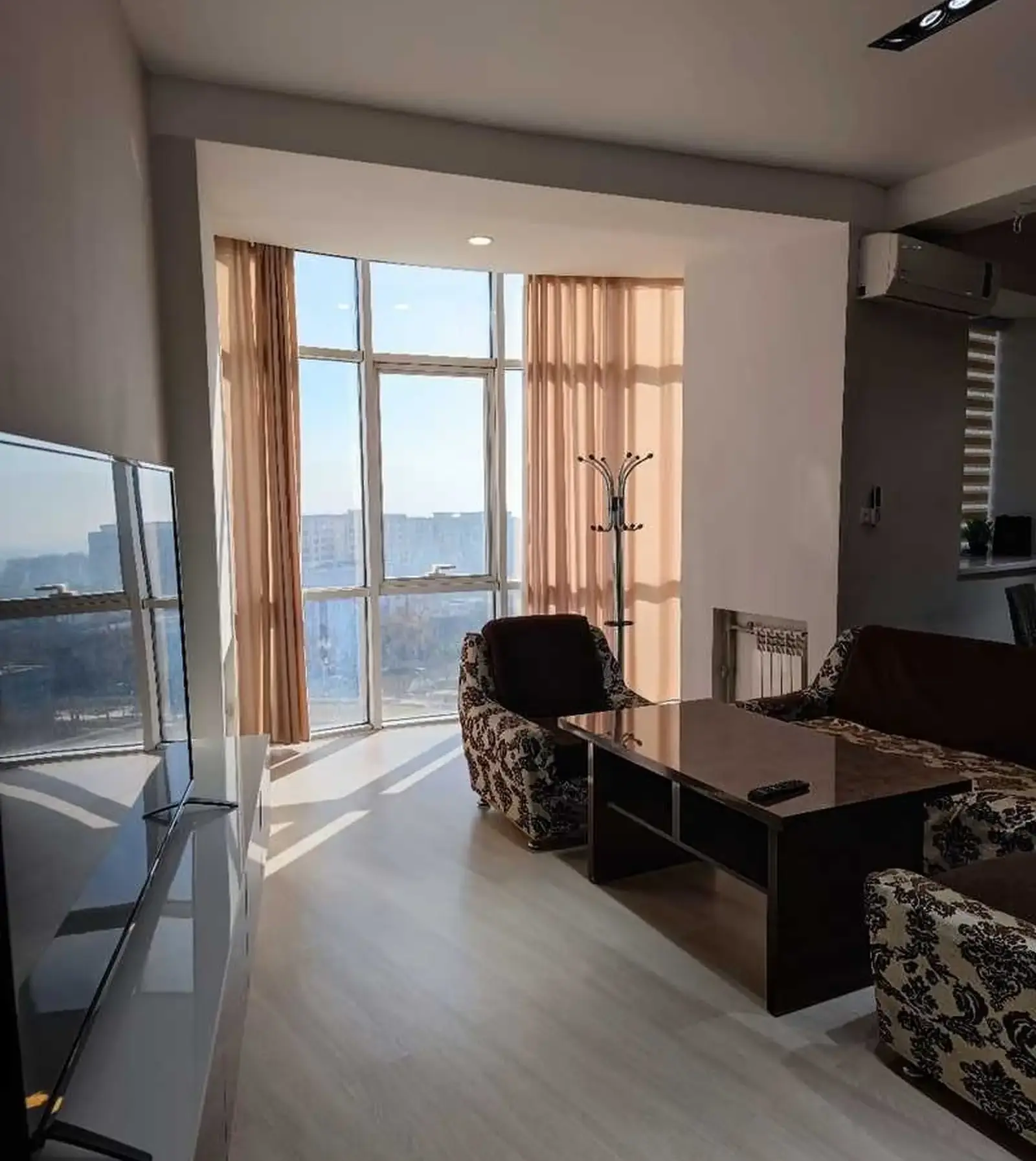3-комн. квартира, 14 этаж, 70м², Садбарг
