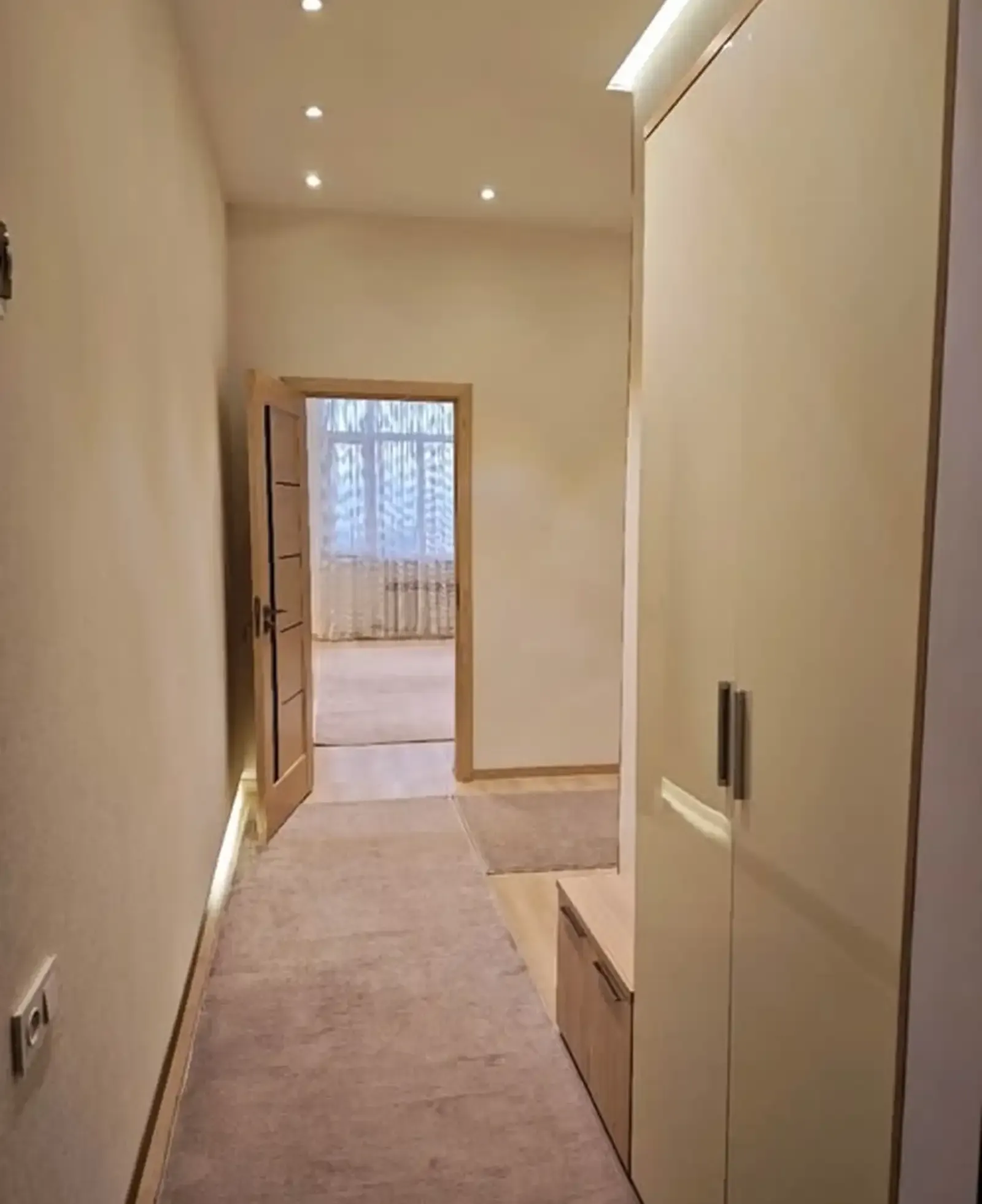 2-комн. квартира, 13 этаж, 63м², Сино