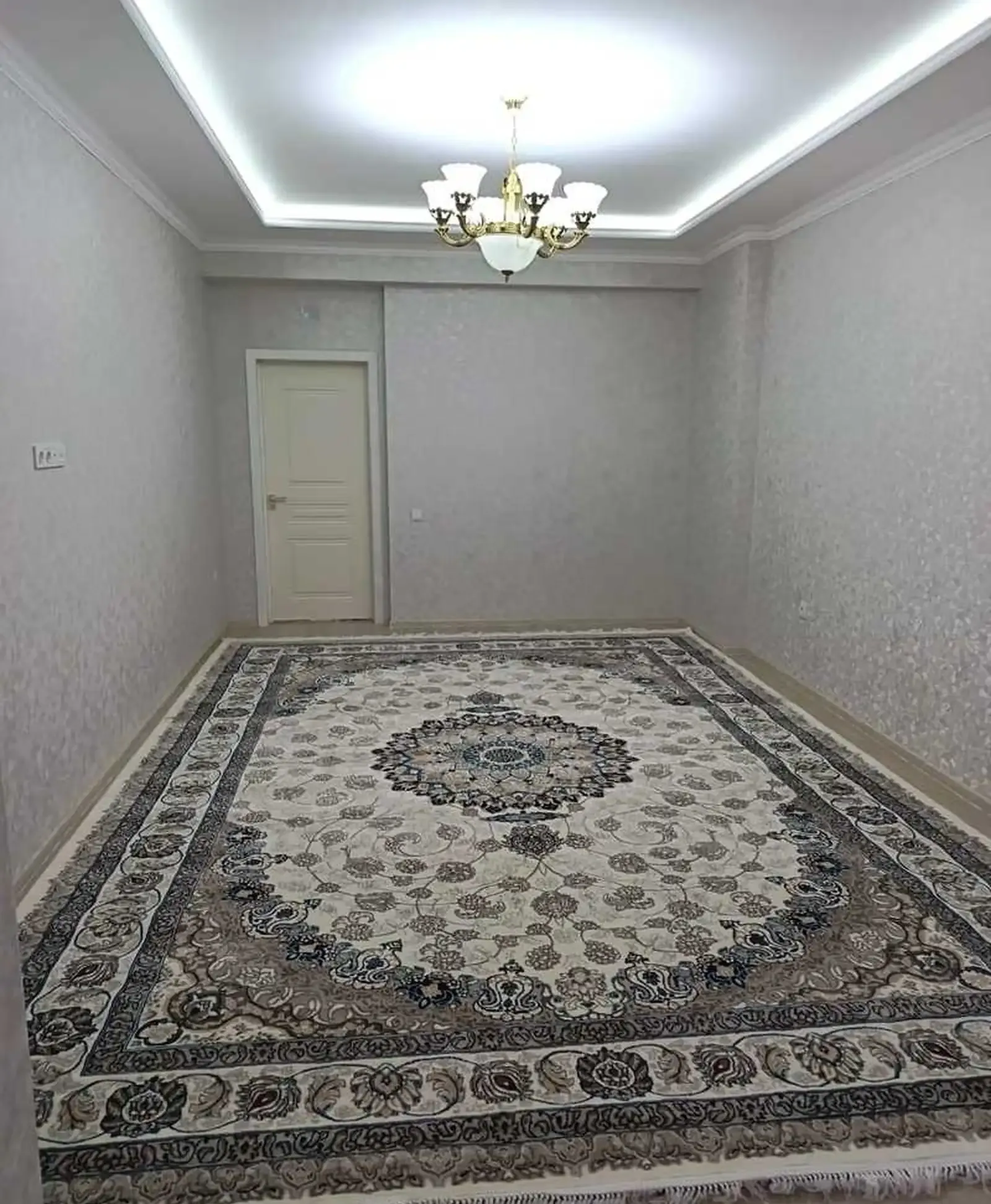 2-комн. квартира, 21 этаж, 95м², Гостиница Хилтон