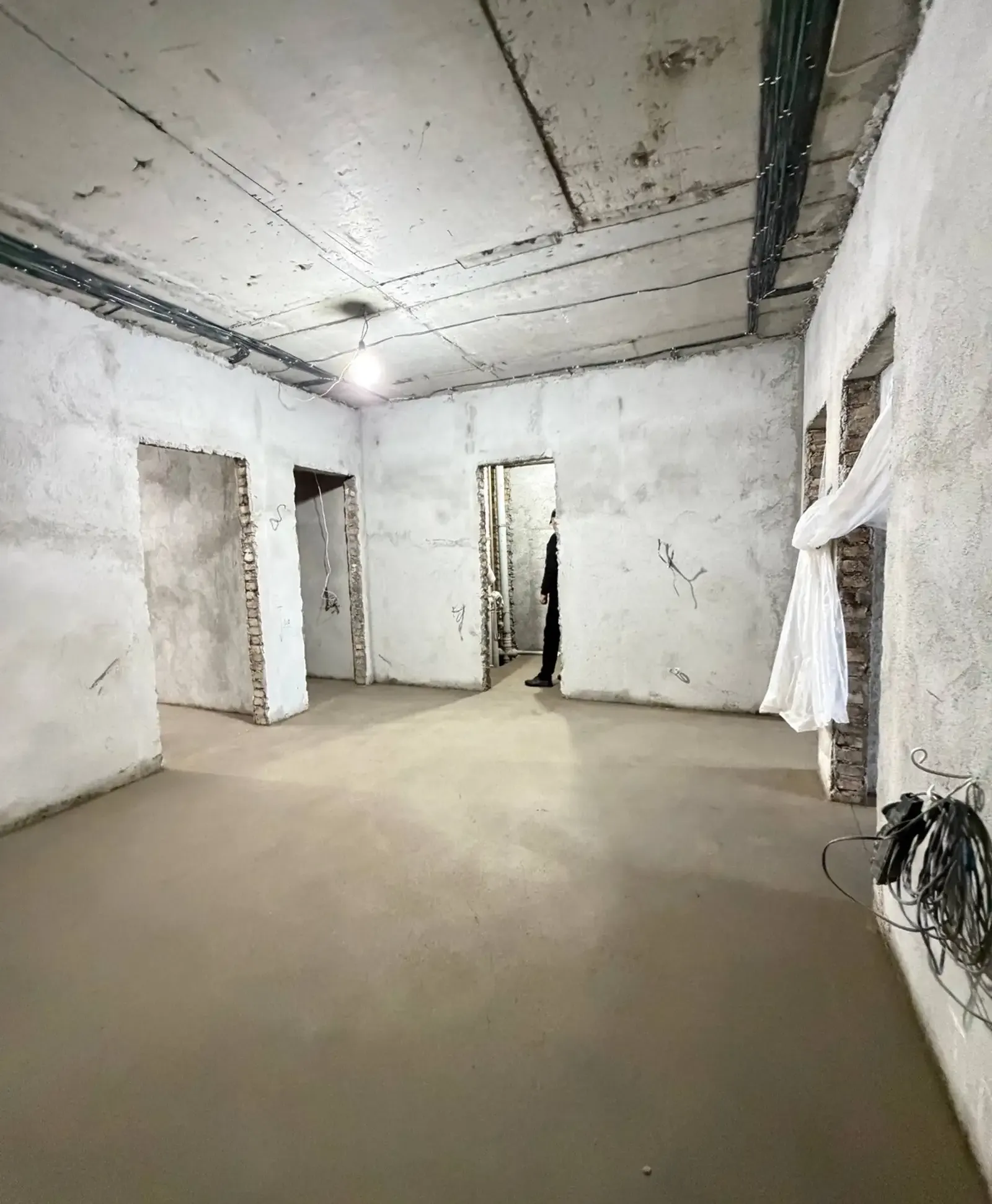 3-к квартира, 14 этаж, 128 м², Шохмансур (перекрёсток 4-Дома)