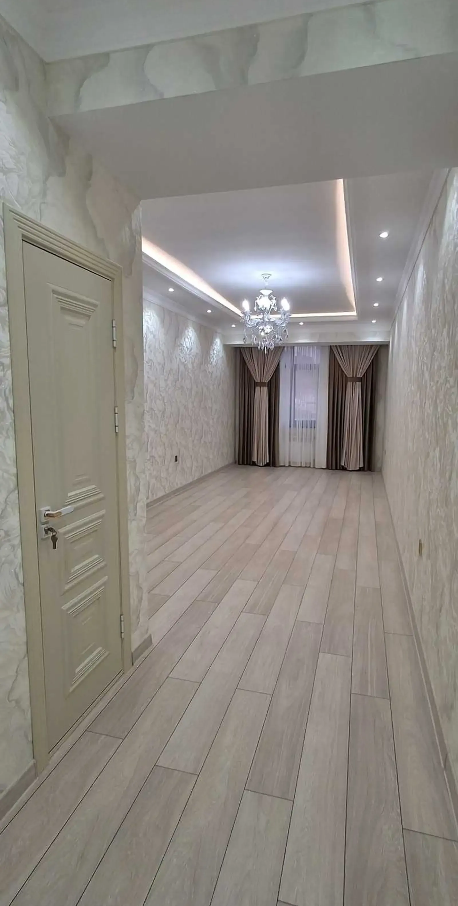 3-комн. квартира, 6 этаж, 150м², Аэропорт