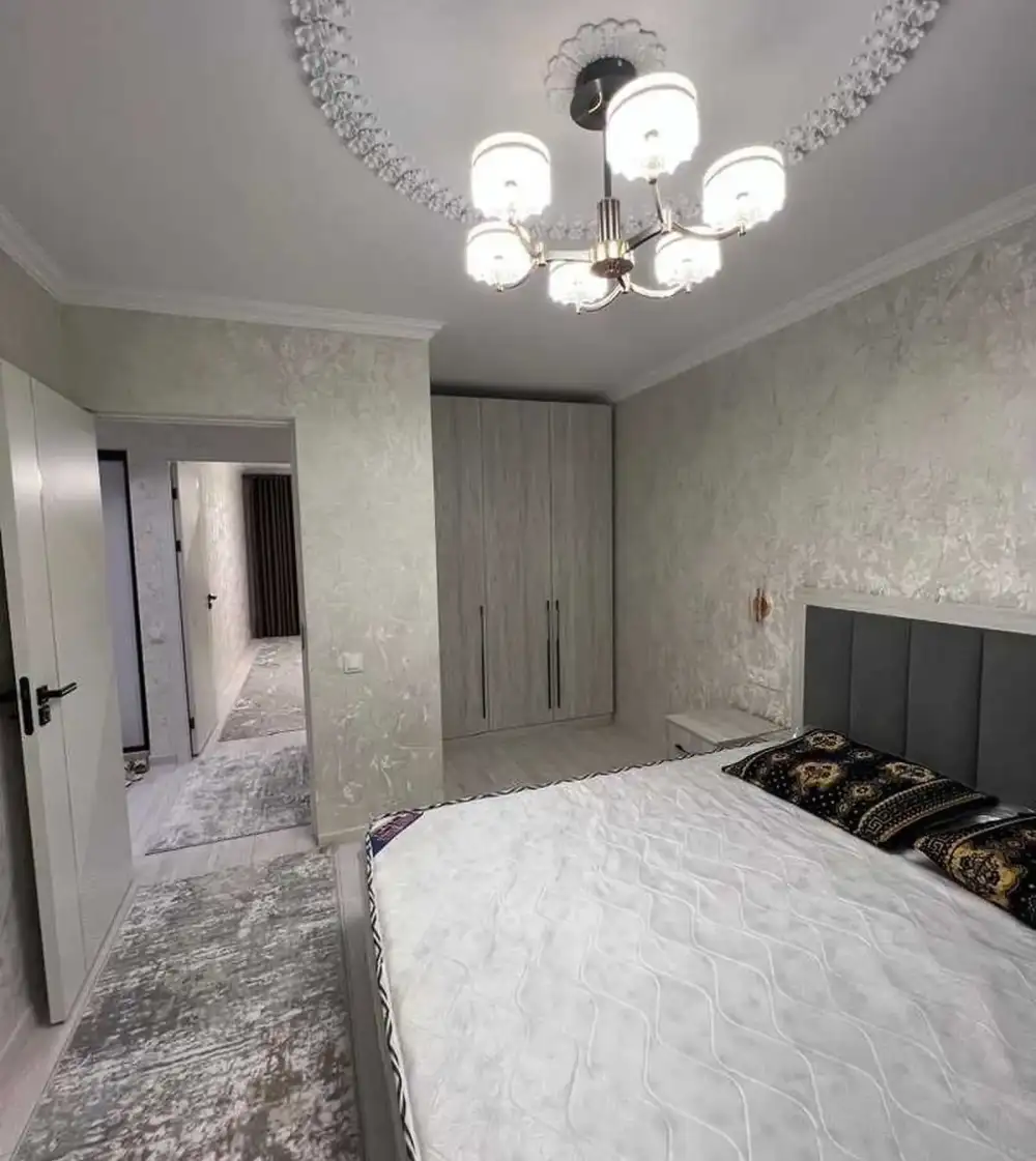 3-комн. квартира, 3 этаж, 65м², 33 мкр ру баруи Бозорча