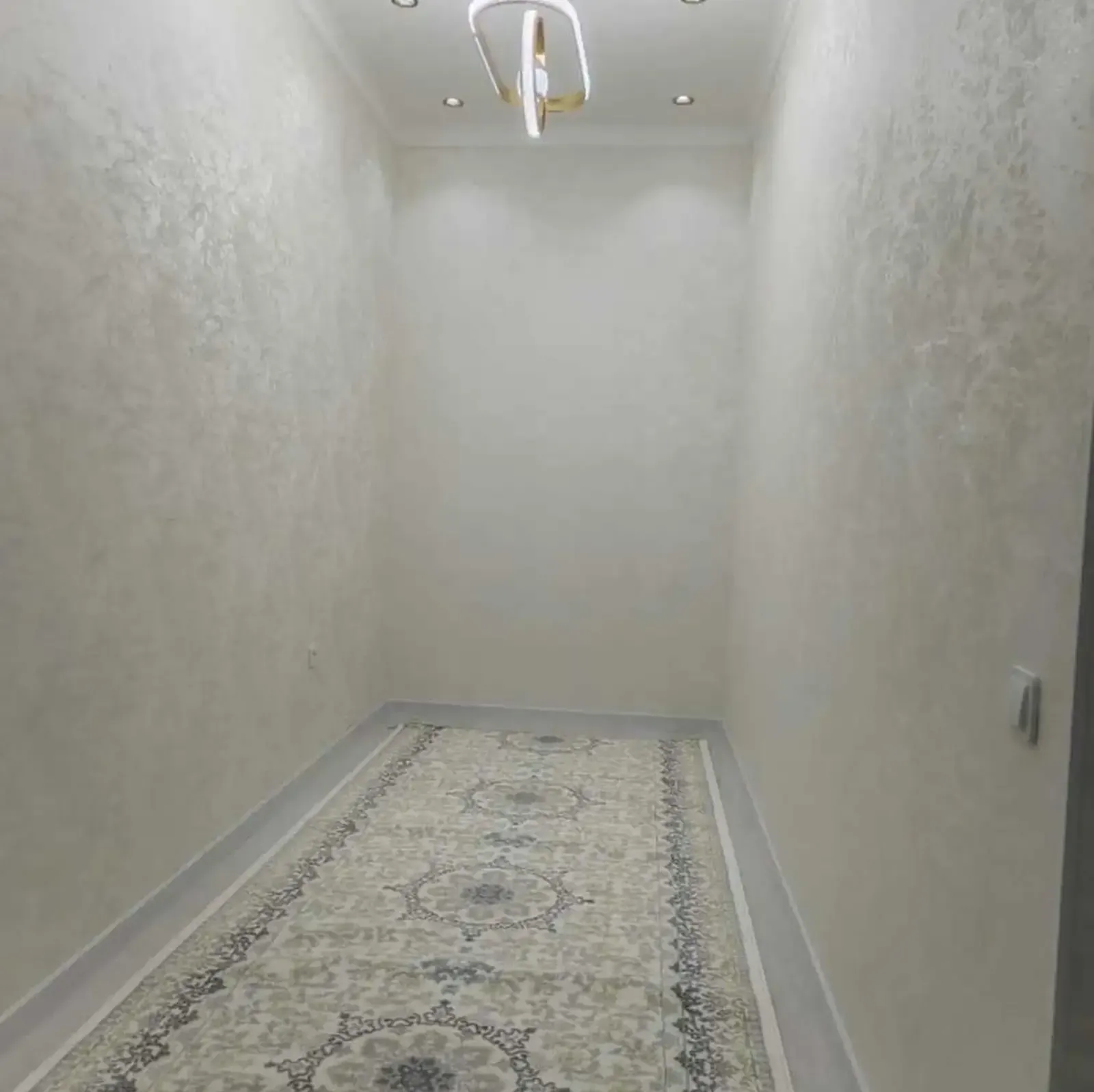 3-к квартира, 8 этаж, 67 м², Фирдавси, Автоцентр