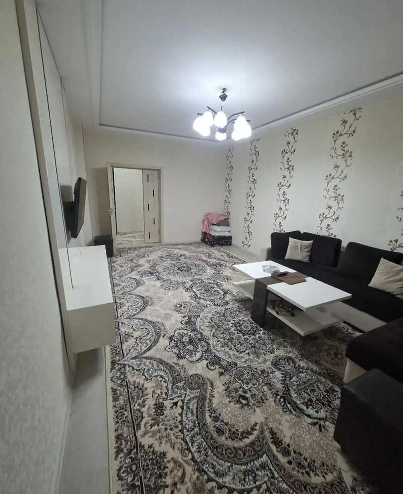 2-комн. квартира, 1 этаж, 72м², Сомони