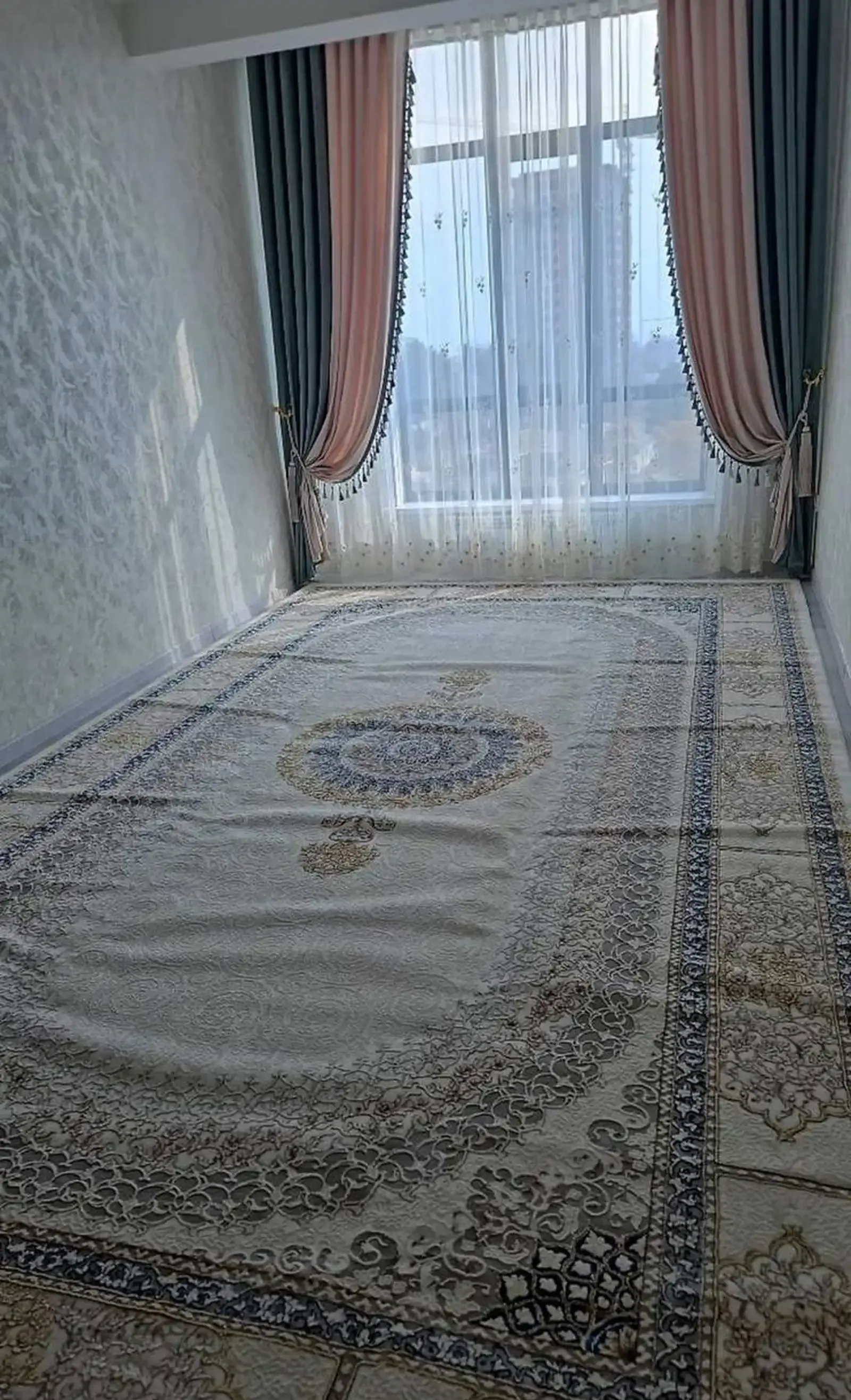 2-комн. квартира, 5 этаж, 81 м², Шохмансур