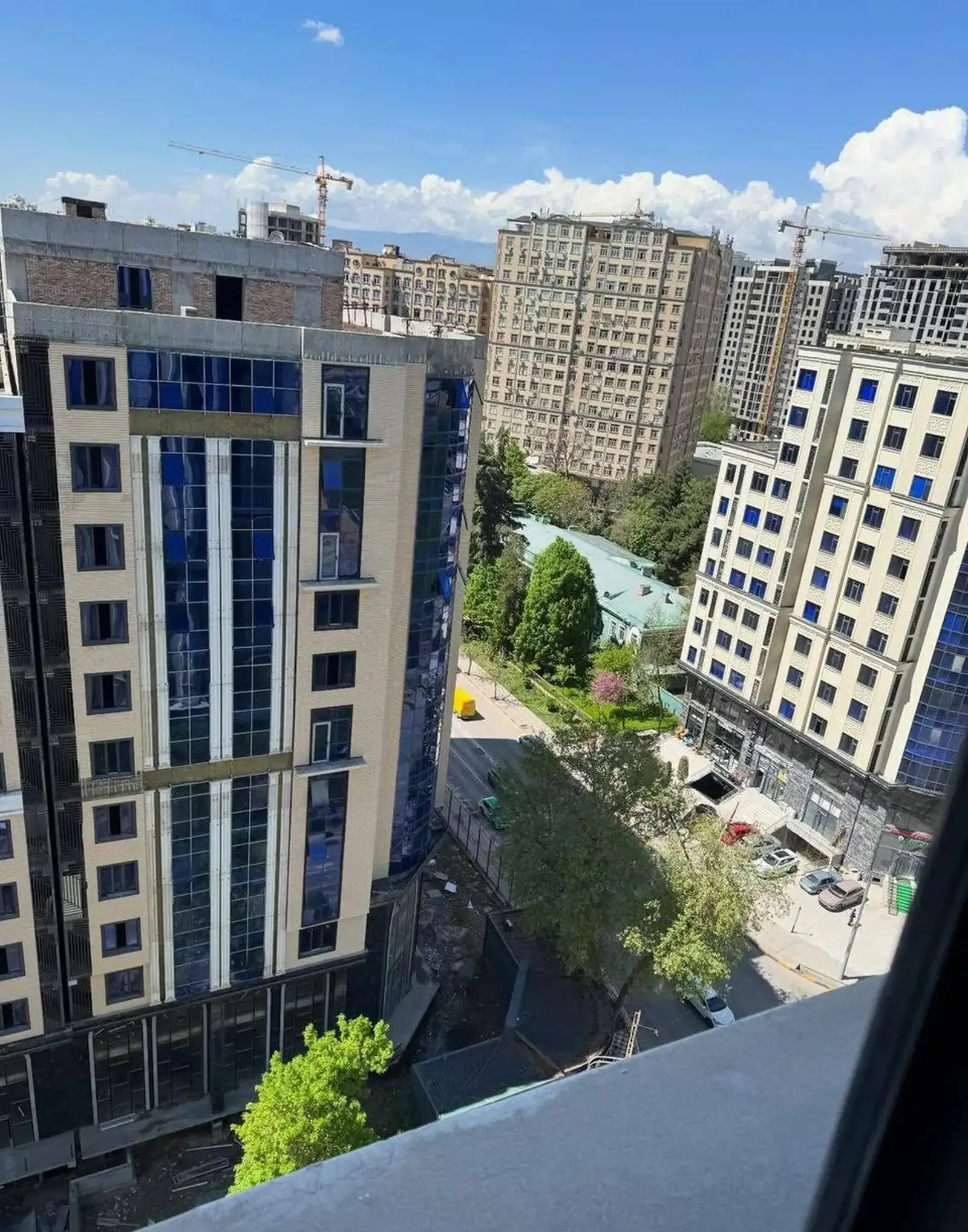 2-комн. квартира, 13 этаж, 97 м², Зеленый Базар