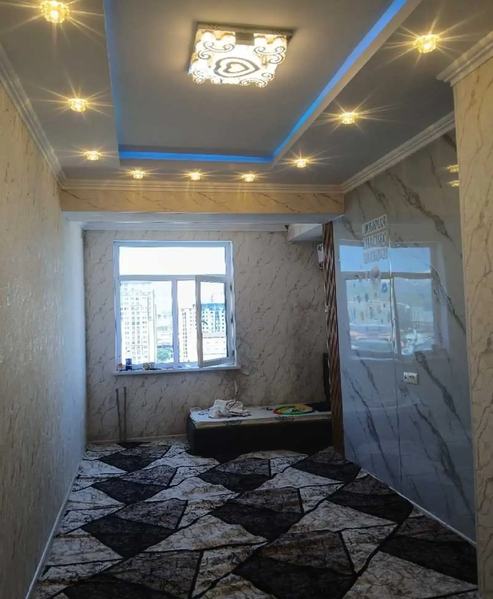 2-комн. квартира, 13 этаж, 65м², Молодежный