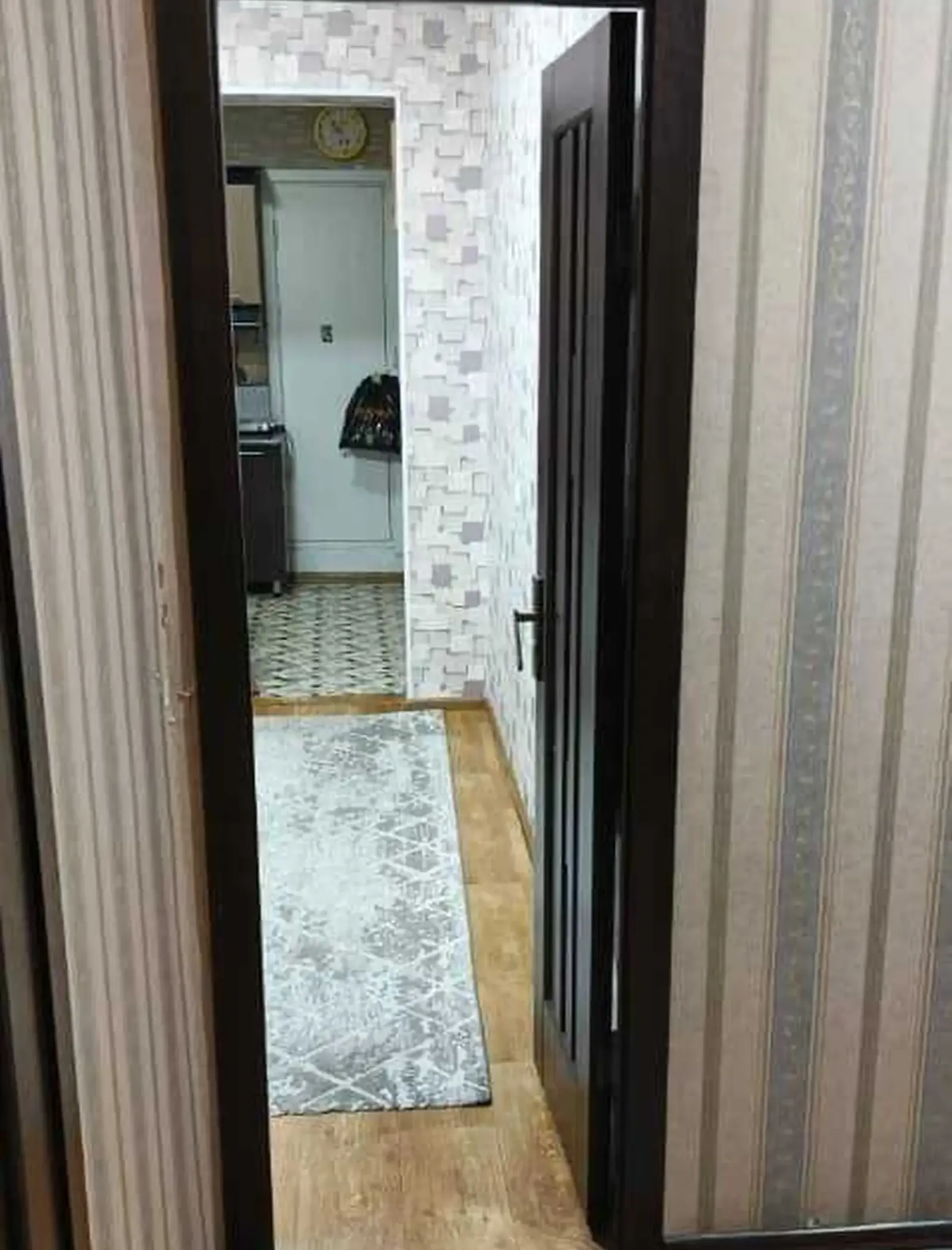 3-комн. квартира, 7 этаж, 63 м², Сино 102мкр