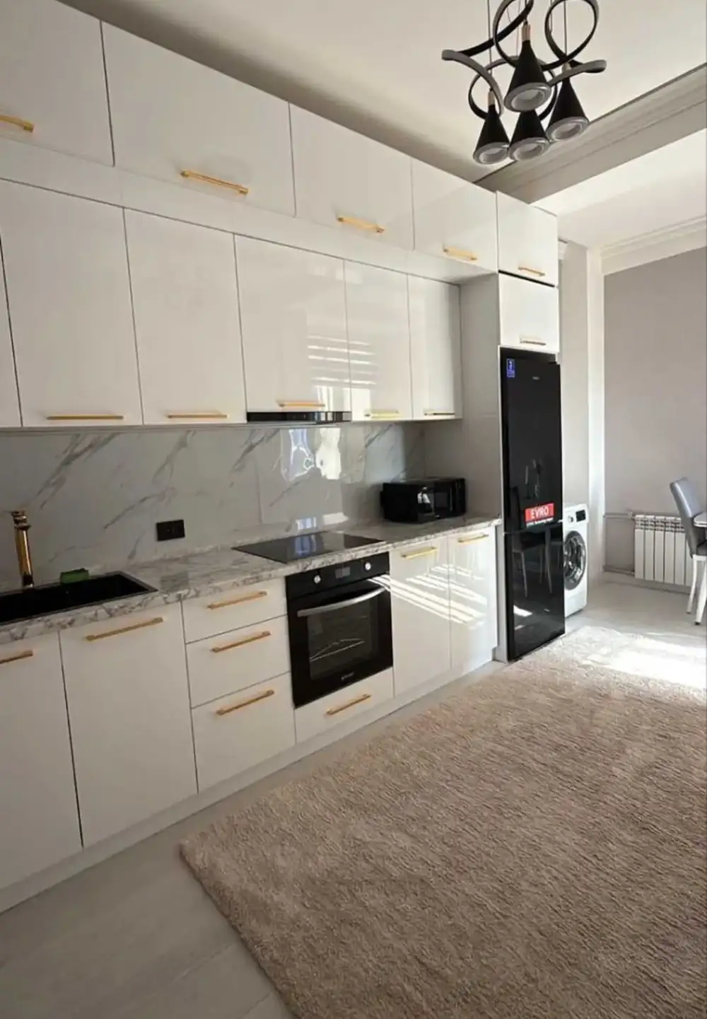 3-комн. квартира, 12 этаж, 93 м², н. Шохмансур