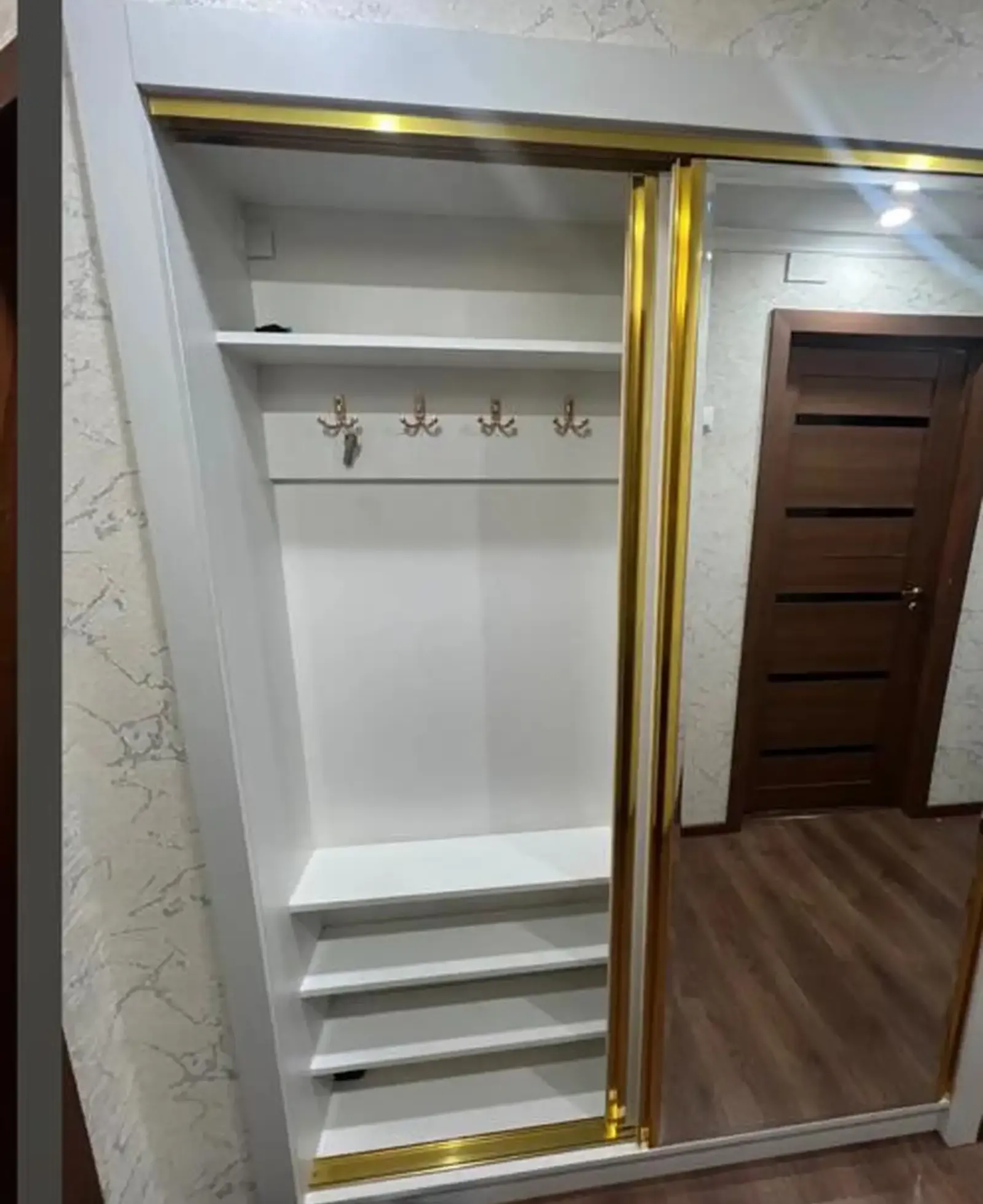 2-комн. квартира, 4 этаж, 42м², Сино