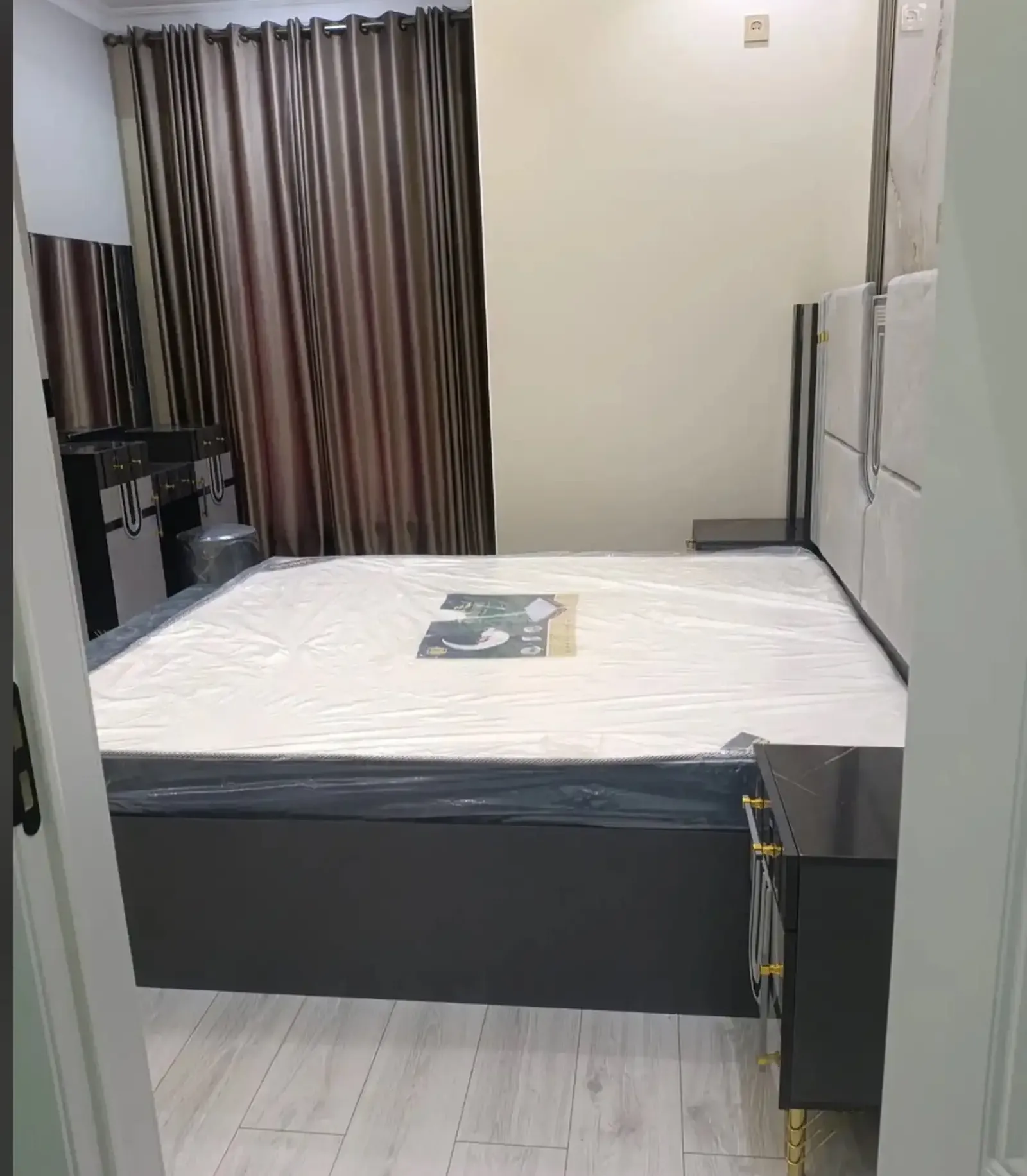 2-комн. квартира, 4 этаж, 65м², сино