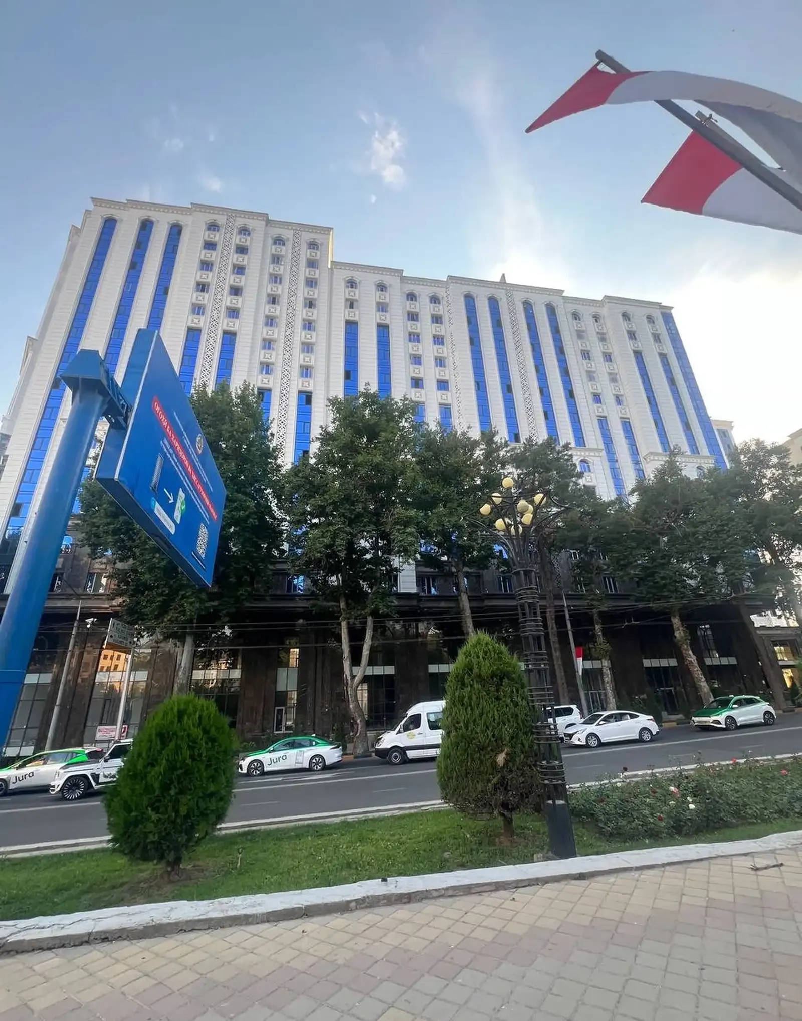 2-к квартира, 14 этаж, 84 м², И Сомони