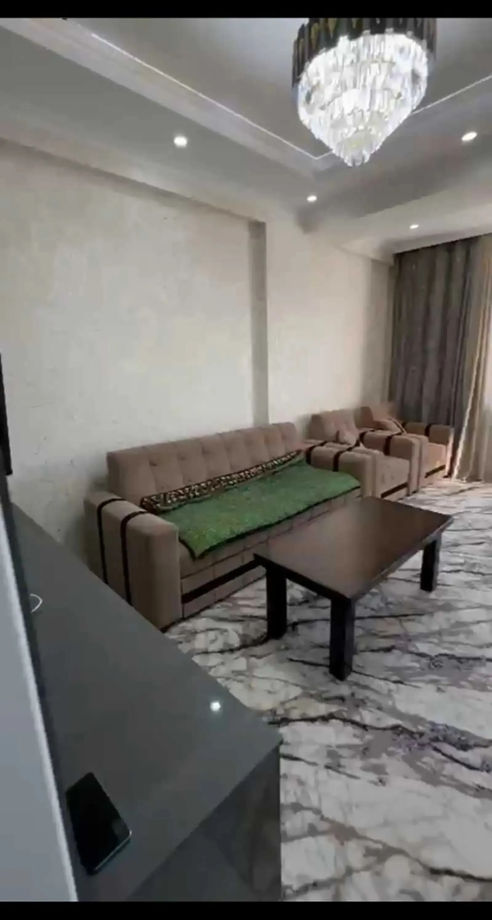 2-комн. квартира, 15 этаж, 75м², сино