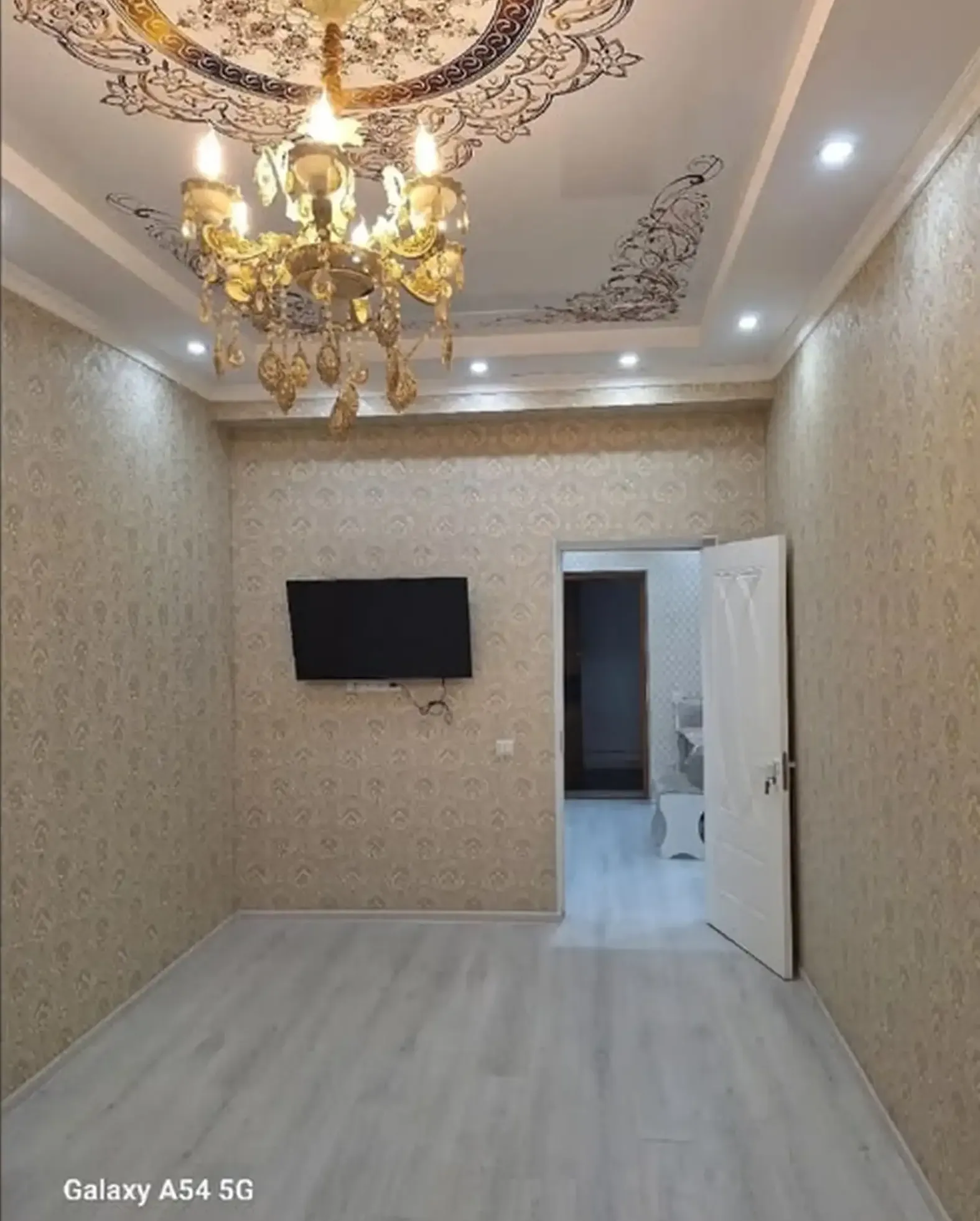 2-комн. квартира, 14 этаж, 64м², Шохмансур