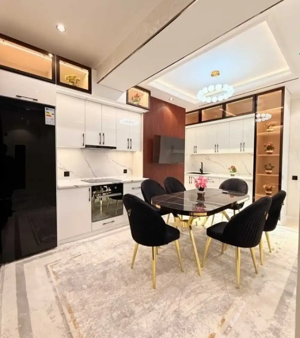 3-комн. квартира, 7 этаж, 120 м², сино