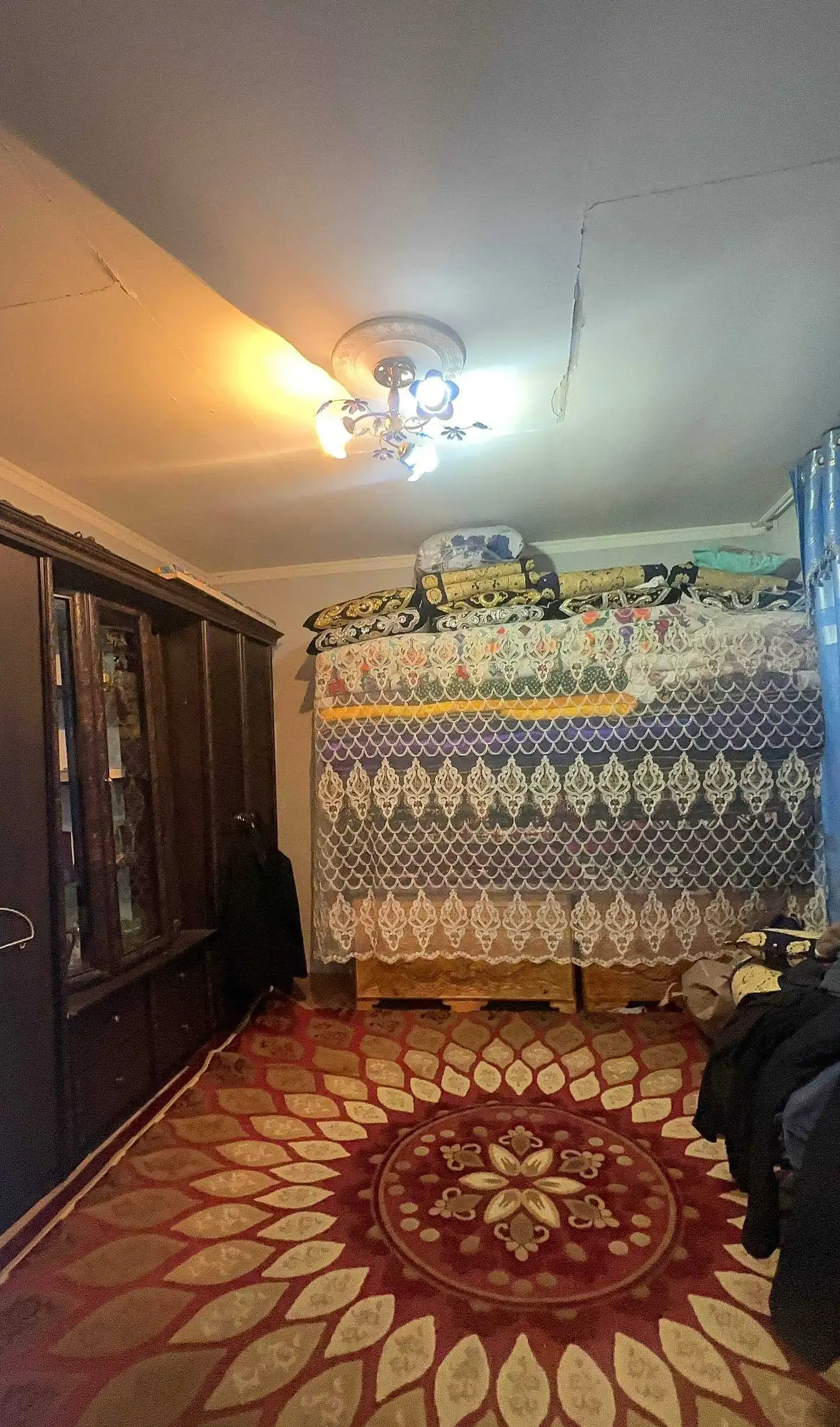 5-комн. квартира, 1 этаж, 180 м², Фирдавси