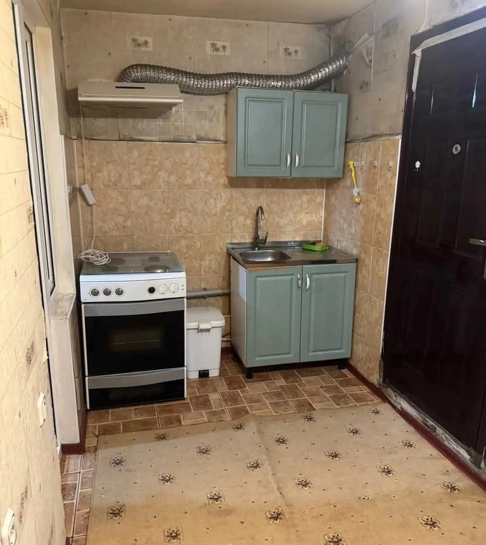4-комн. квартира, 2 этаж, 56м², 102 мкр