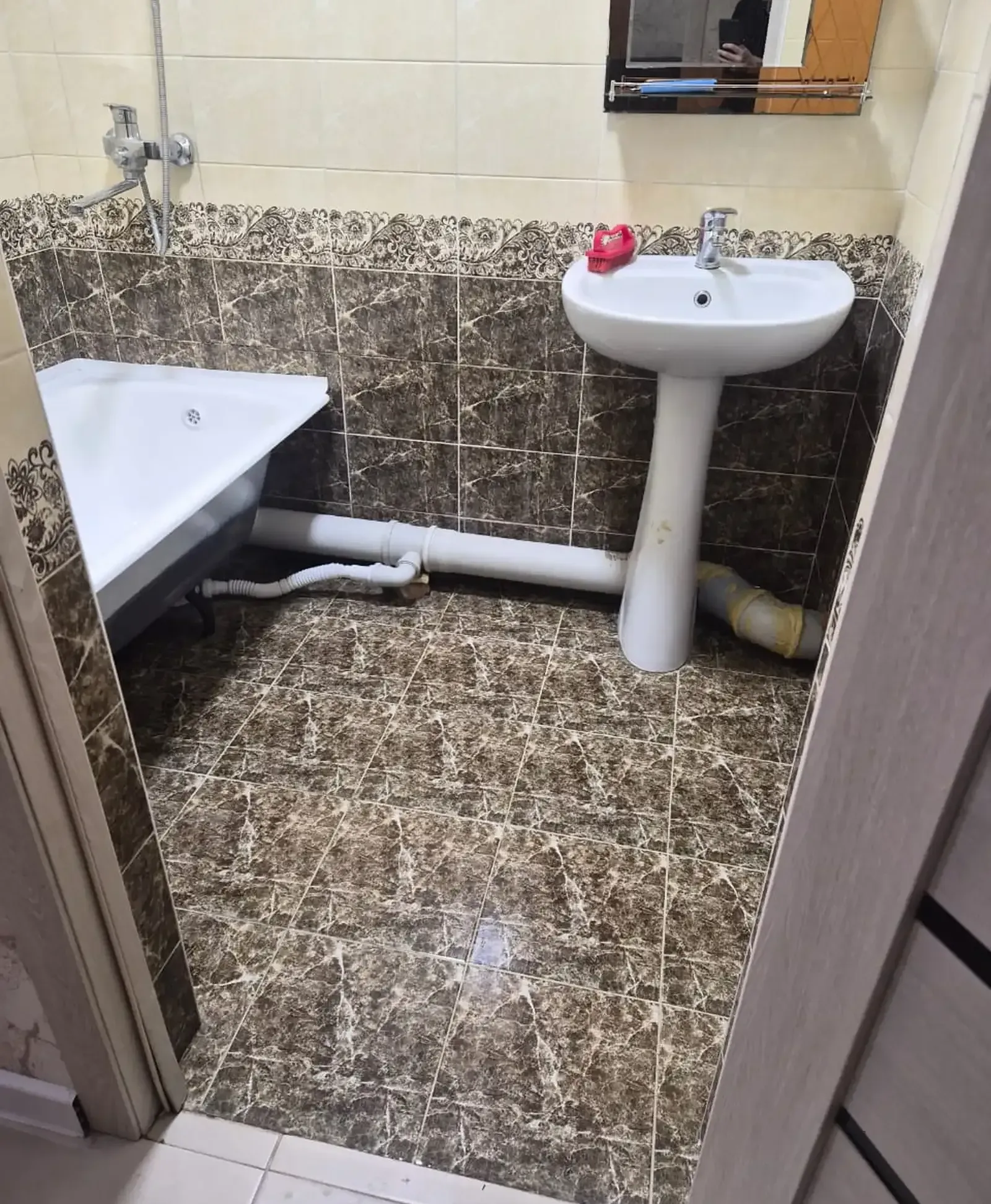 2-комн. квартира, 5 этаж, 58м², Овир/Грандь отель