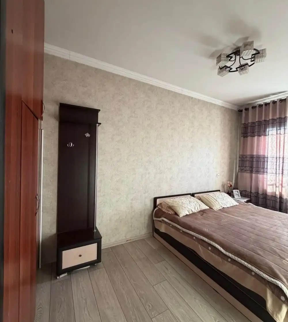 3-к квартира, 9 этаж, 80 м², Фирдавси