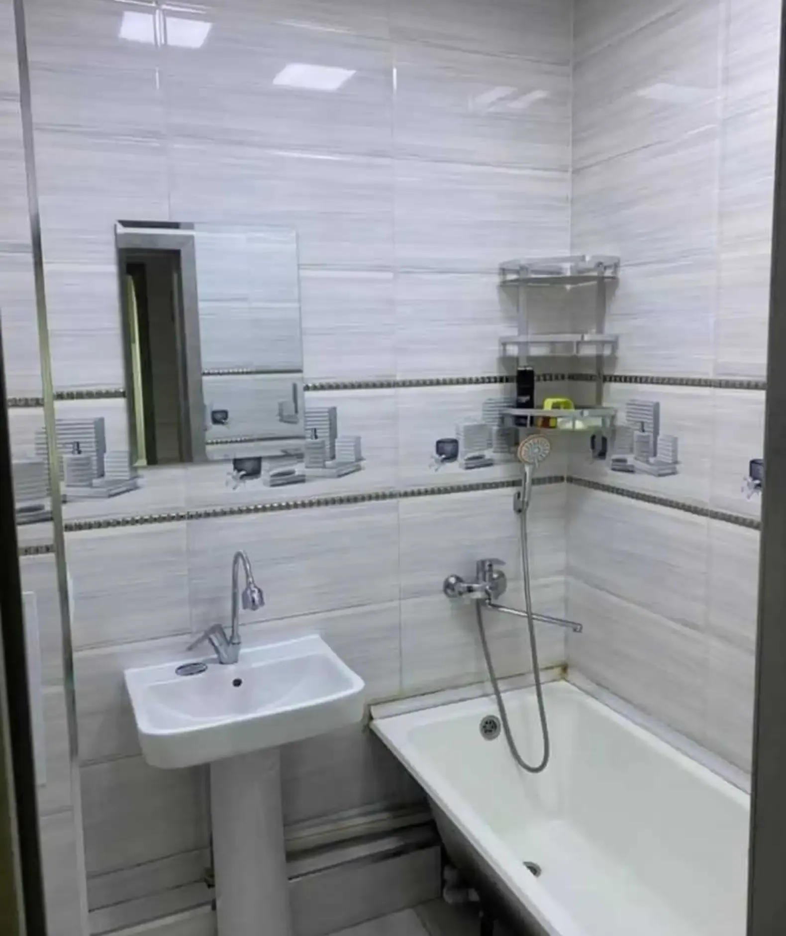 2-комн. квартира, 12 этаж, 53м², 3 база