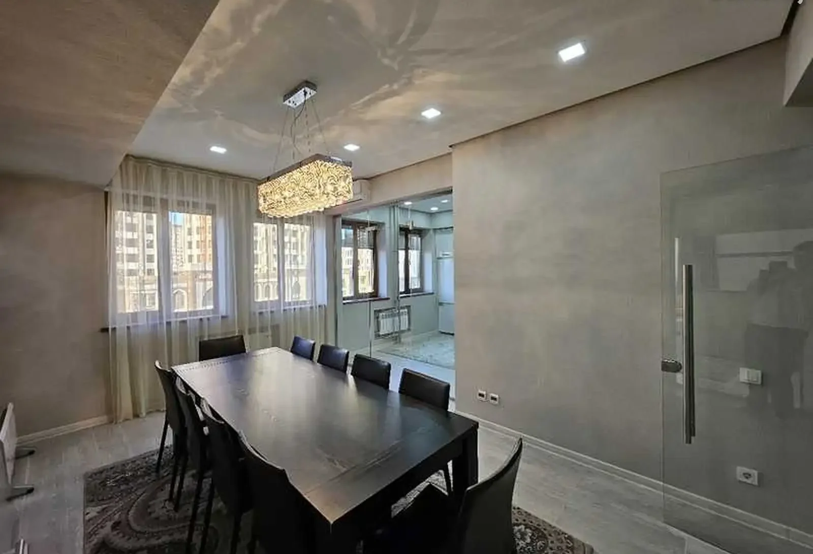 5-комн. квартира, 4 этаж, 240м², Сомони Алфемо