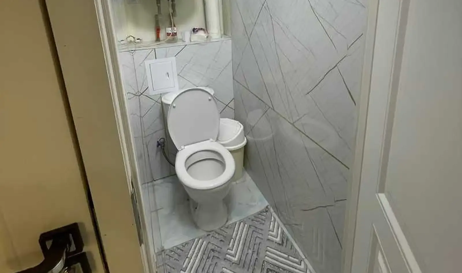 2-комн. квартира, 5 этаж, 68м², Фирдавси