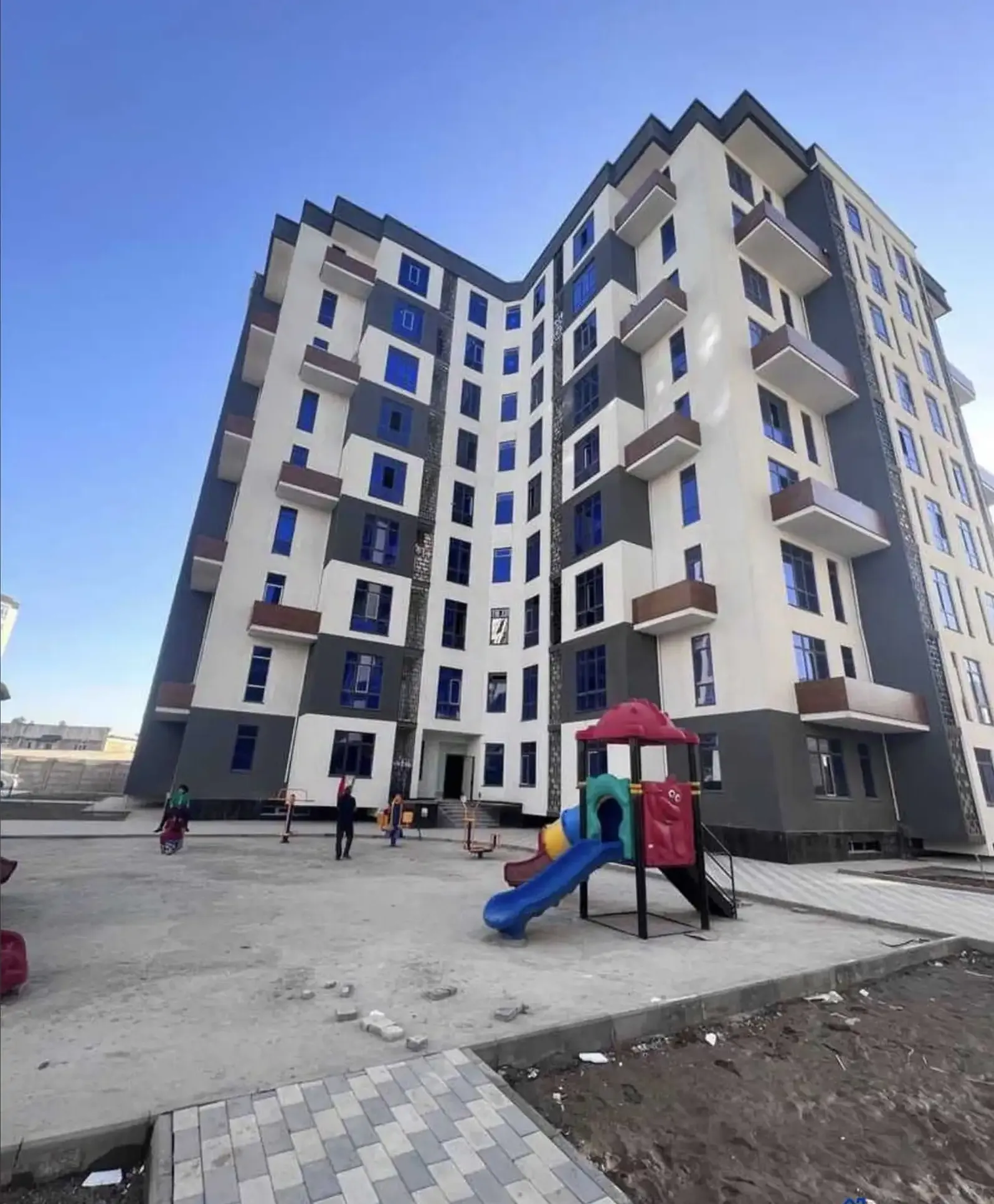 3-комн. квартира, 1 этаж, 96 м², Сино, 33 мкр