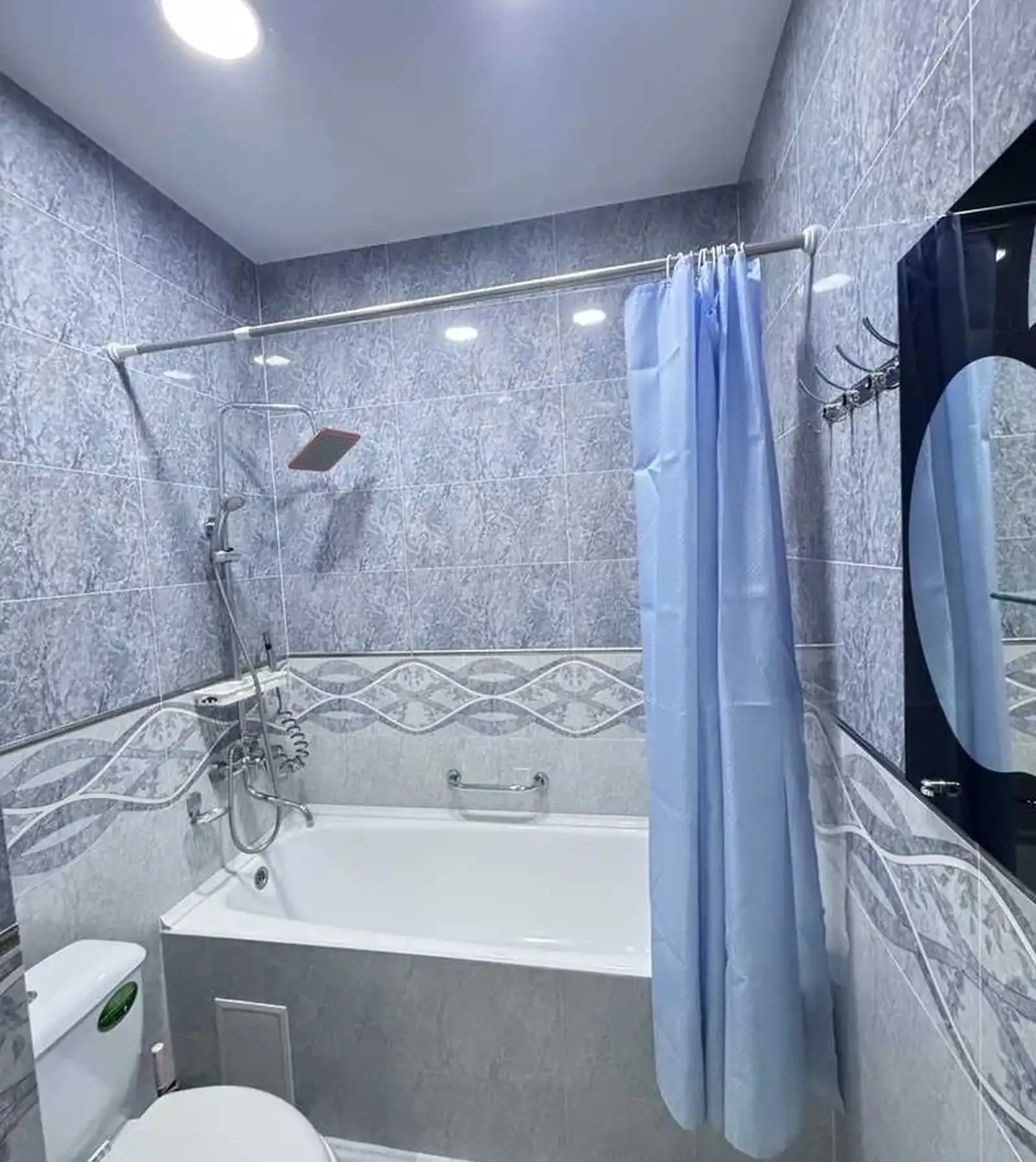 3-комн. квартира, 2 этаж, 100м², Сино